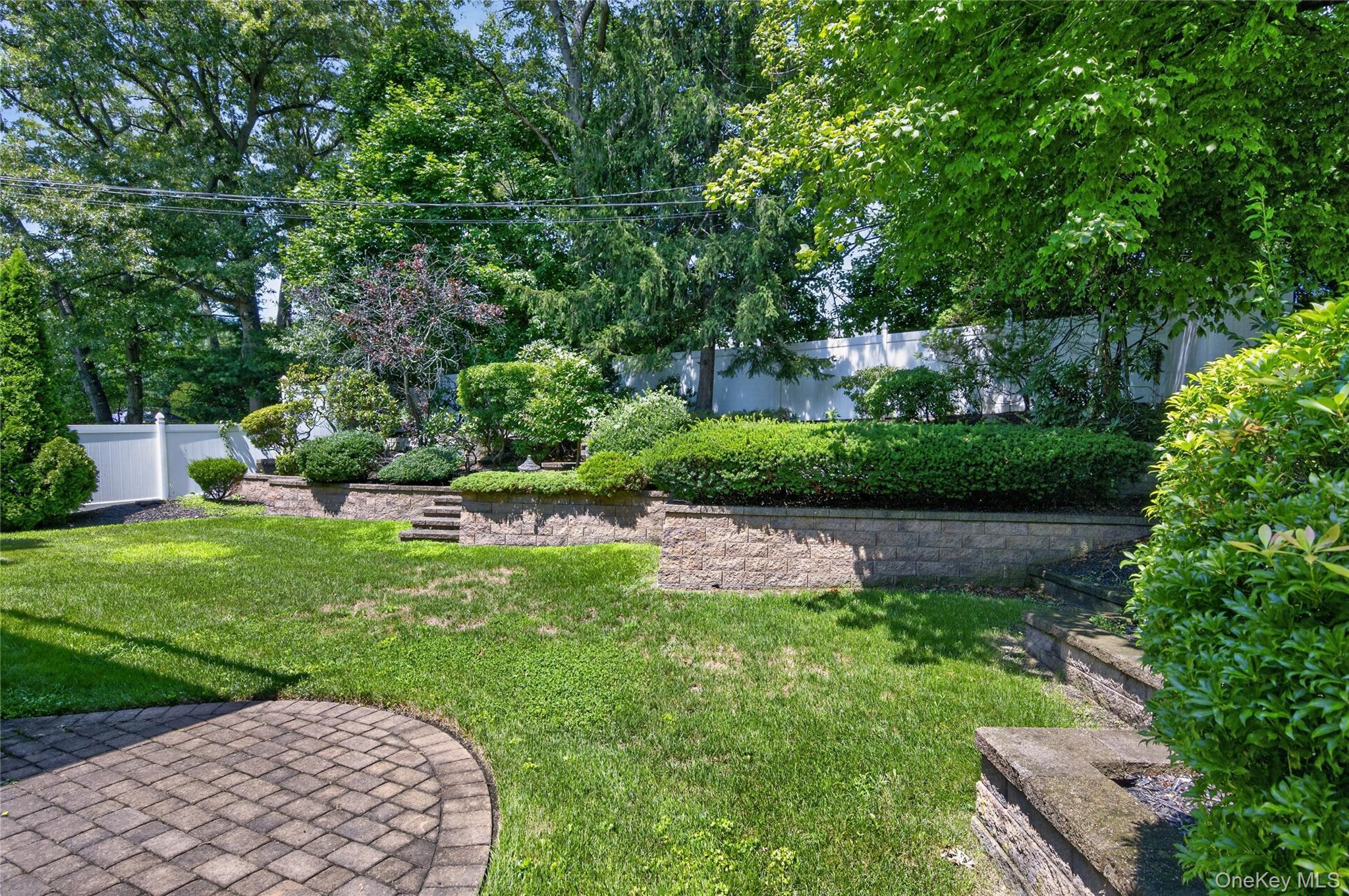 Single Family Chatham Road Suffolk County, NY 11725, MLS-1023277-15