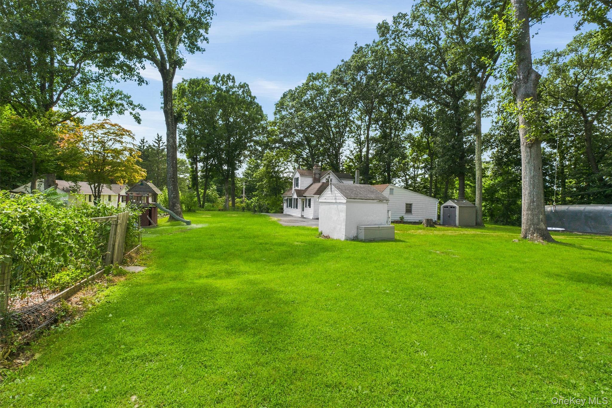 Single Family Mahopac Avenue Westchester County, NY 10501, MLS-1023284-23