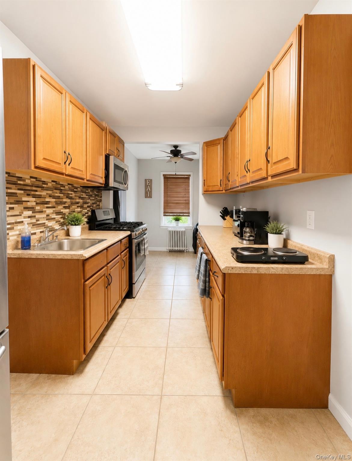 Single Family Gifford Avenue Bronx, NY 10465, MLS-1023287-4