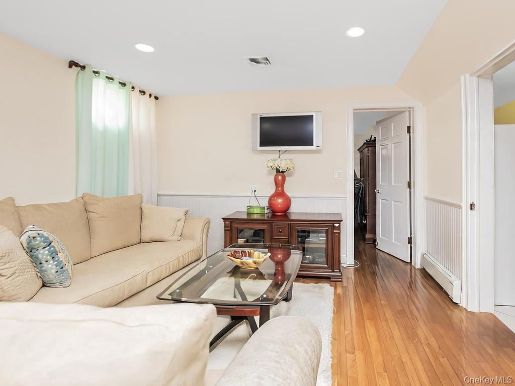 Single Family Centre Avenue Westchester County, NY 10805, MLS-1023301-22