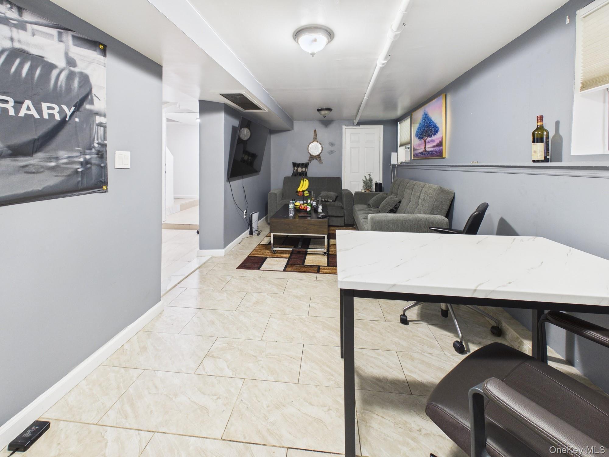 Single Family E 197th Street Bronx, NY 10461, MLS-1023311-12