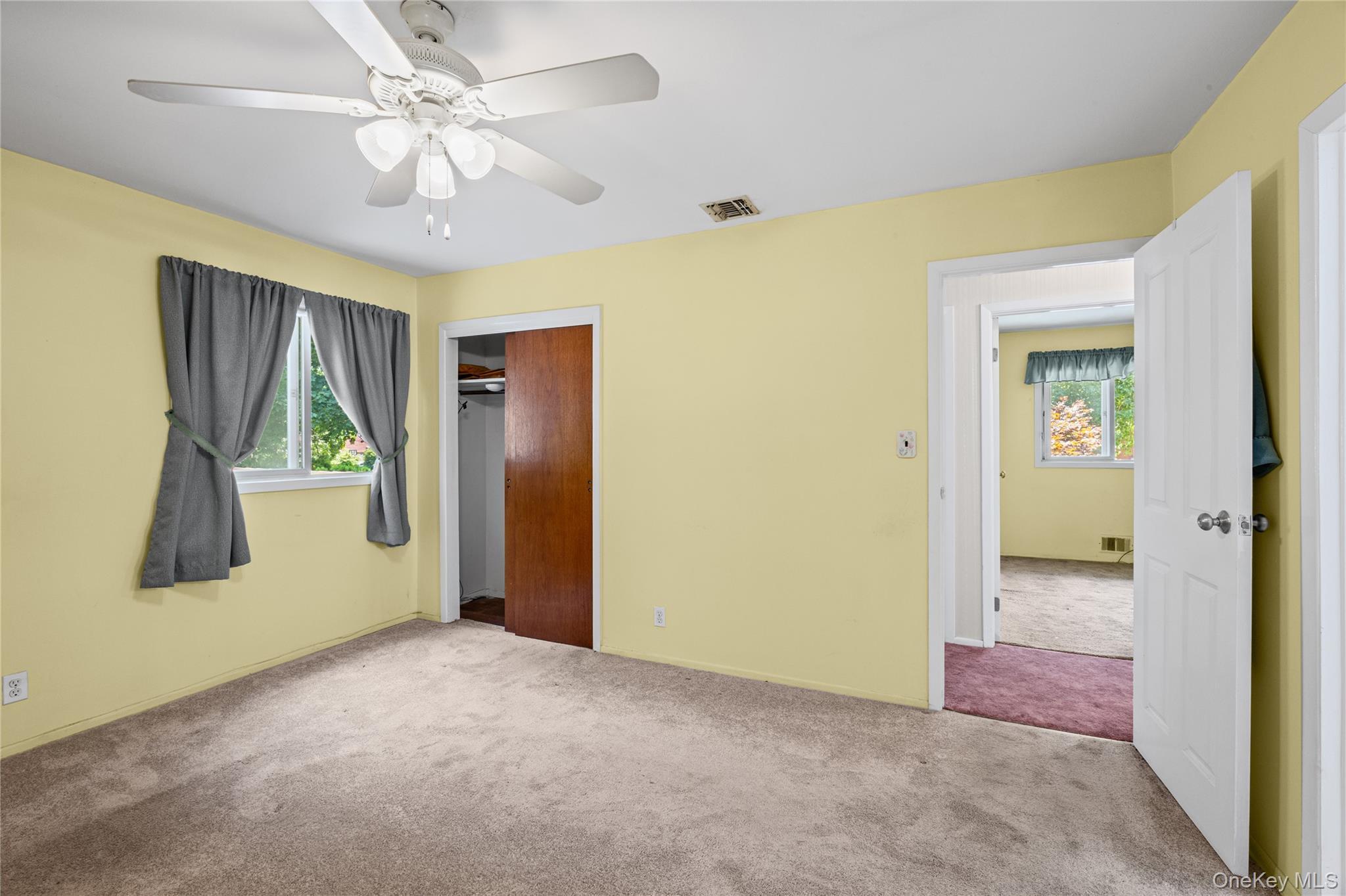 Single Family Burr Road Suffolk County, NY 11731, MLS-1023359-14