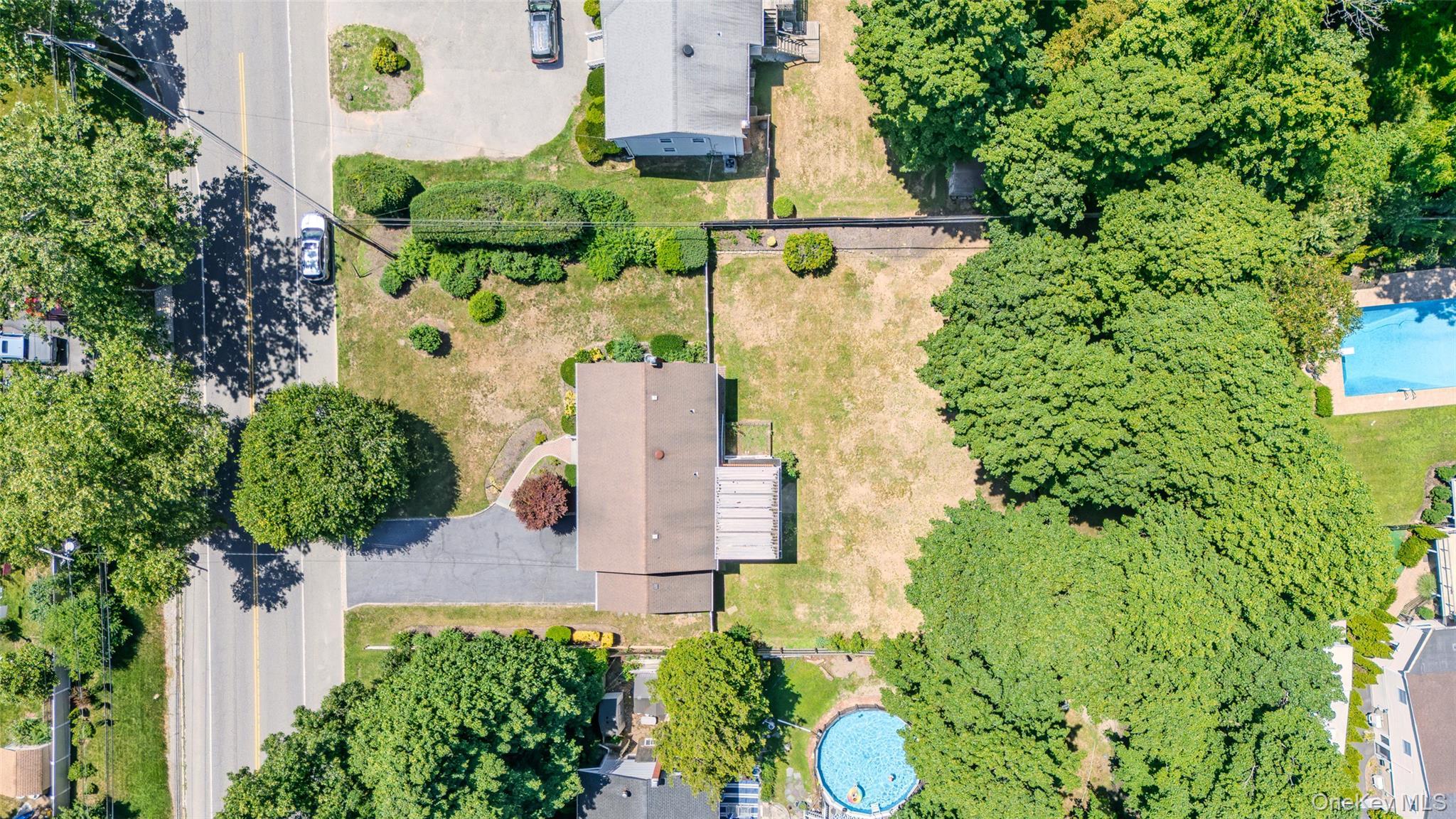 Single Family Burr Road Suffolk County, NY 11731, MLS-1023359-31