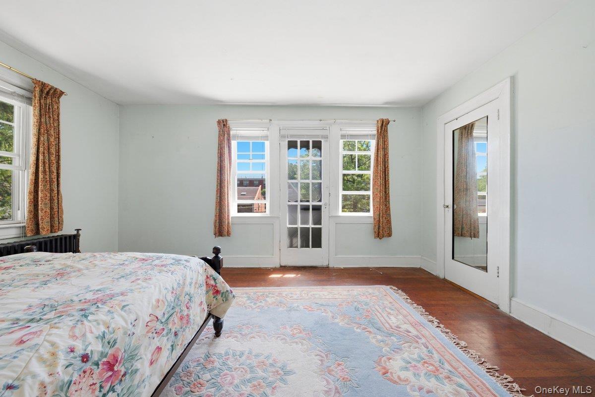 Single Family Post Road  Bronx, NY 10471, MLS-1023363-12