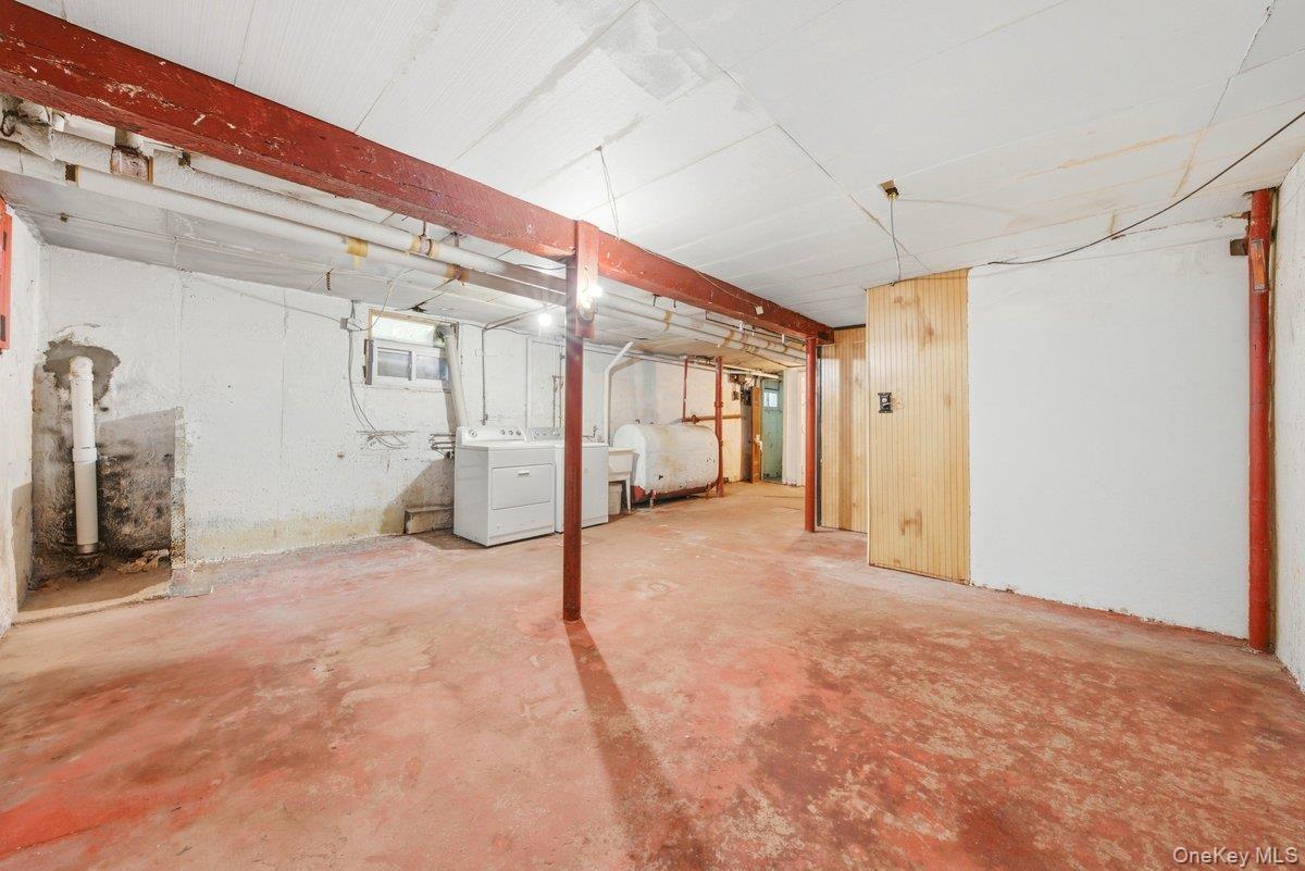 Single Family Post Road  Bronx, NY 10471, MLS-1023363-18