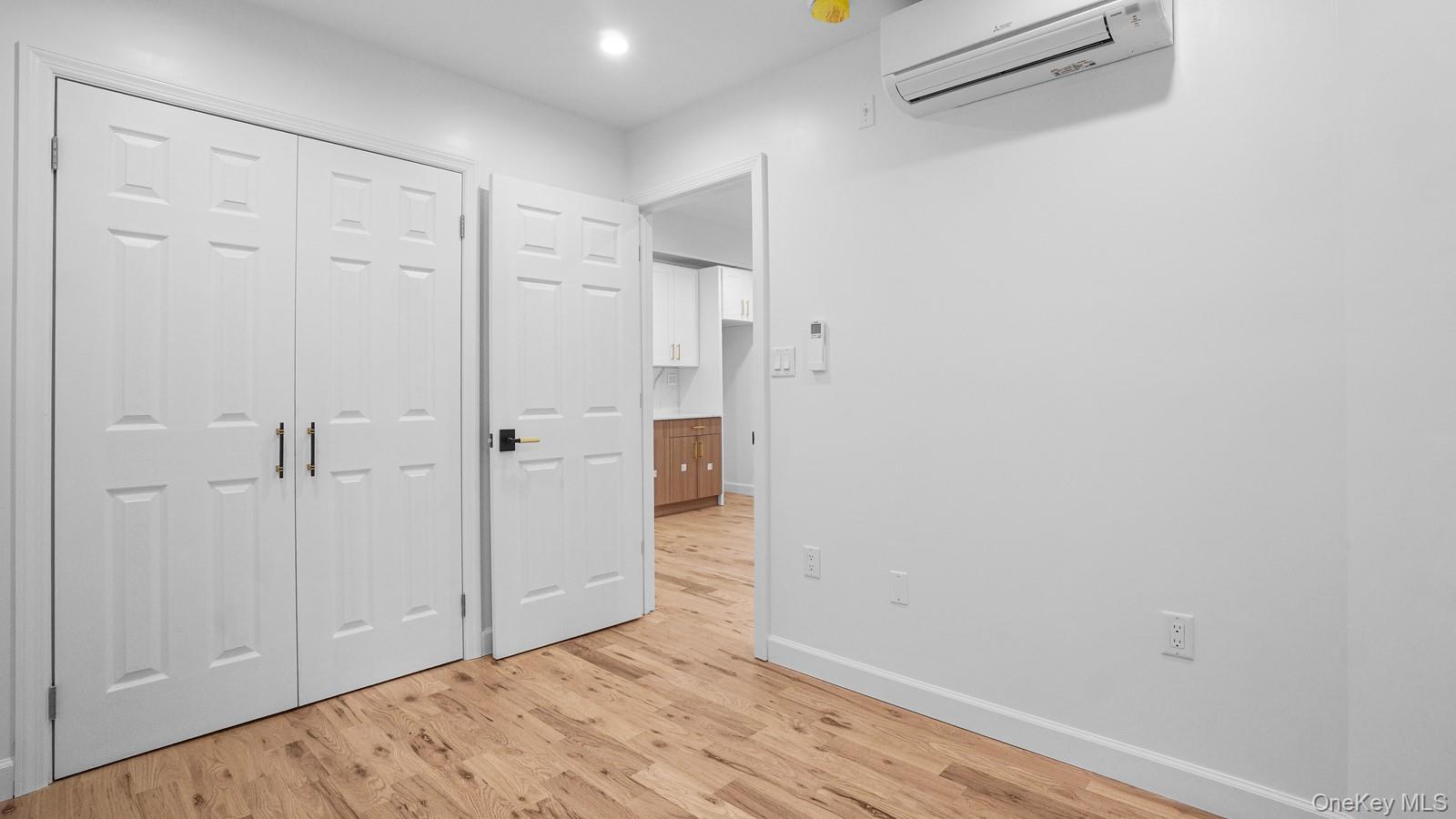 Single Family Popham Avenue Bronx, NY 10453, MLS-1023369-13