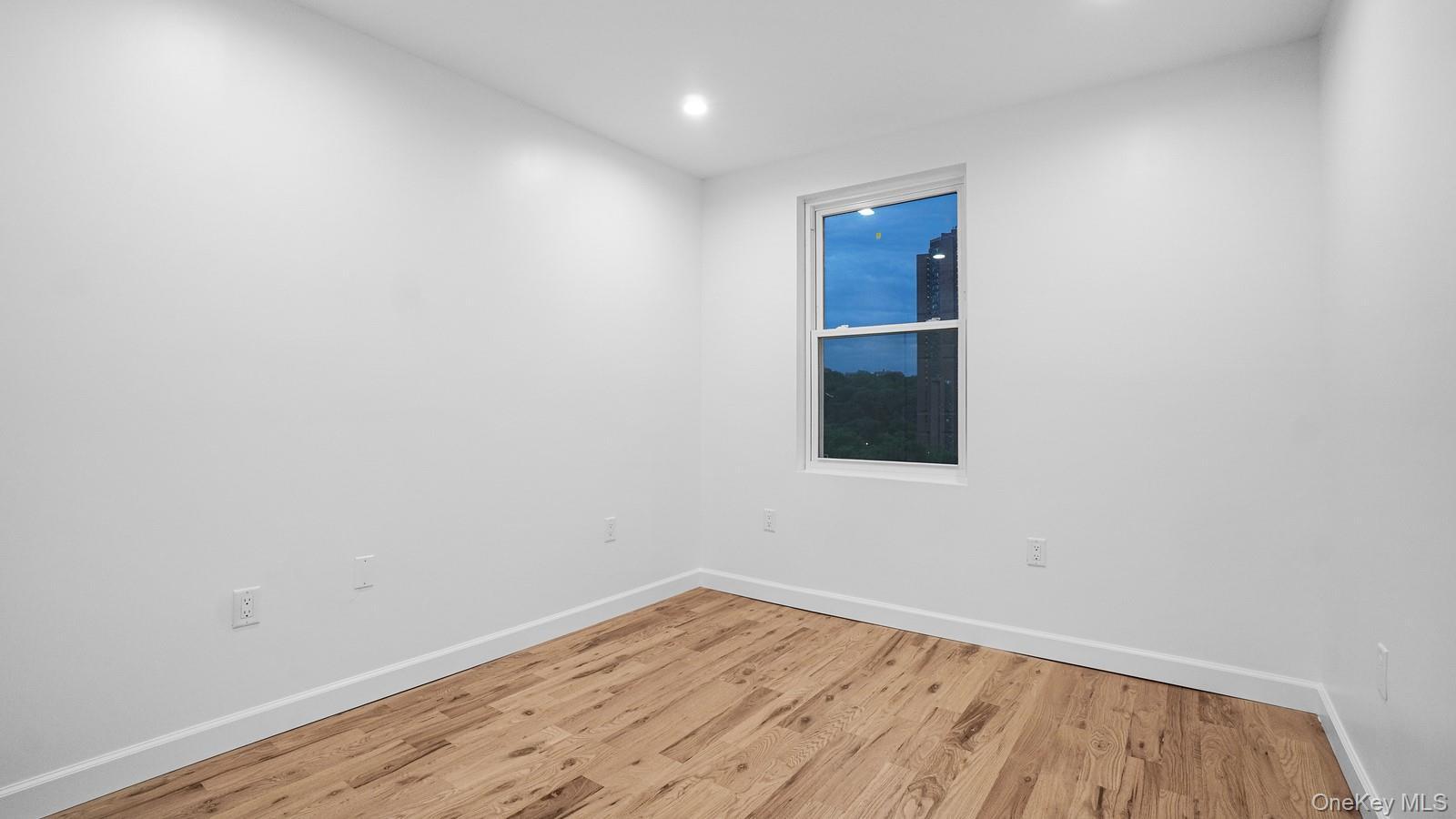 Single Family Popham Avenue Bronx, NY 10453, MLS-1023369-20