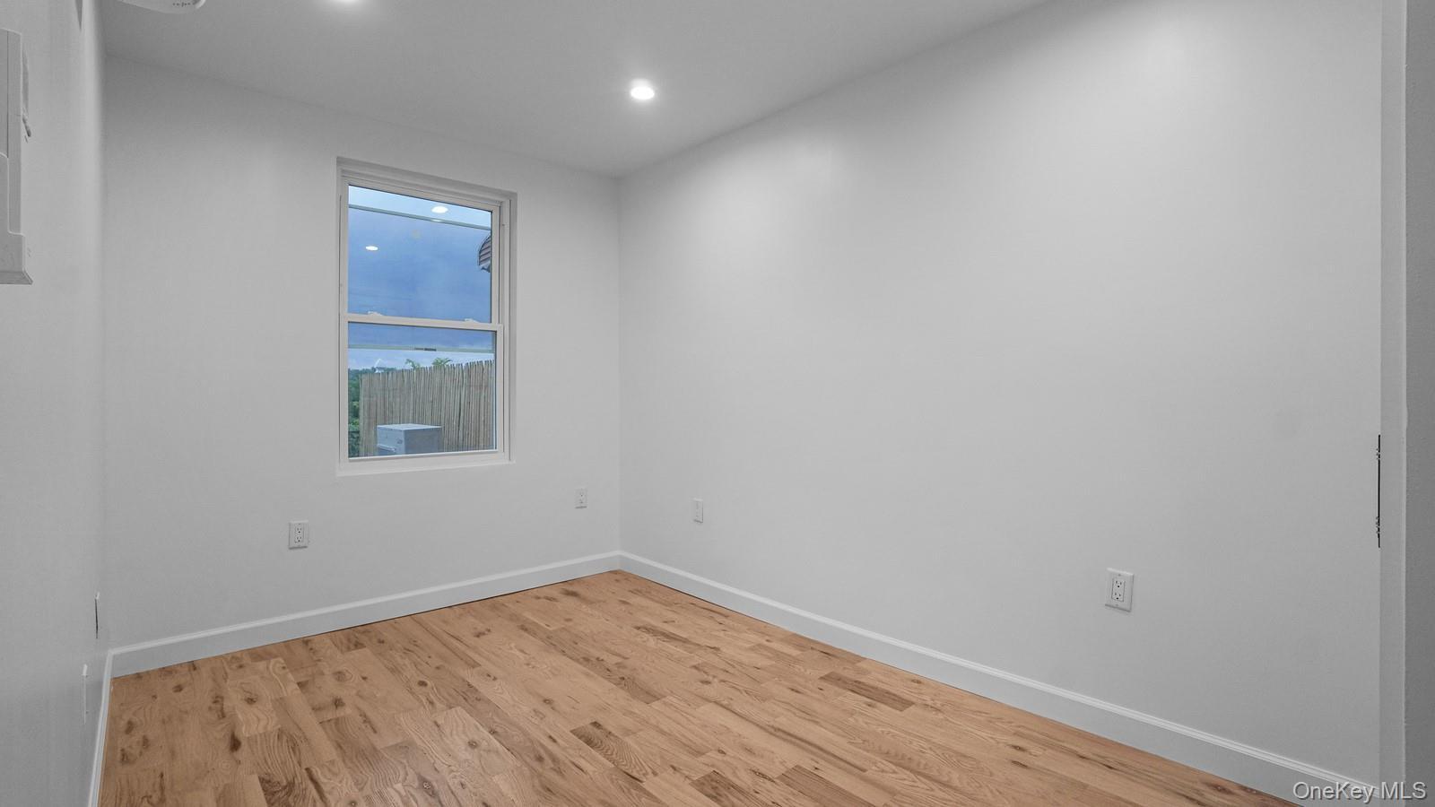 Single Family Popham Avenue Bronx, NY 10453, MLS-1023369-21