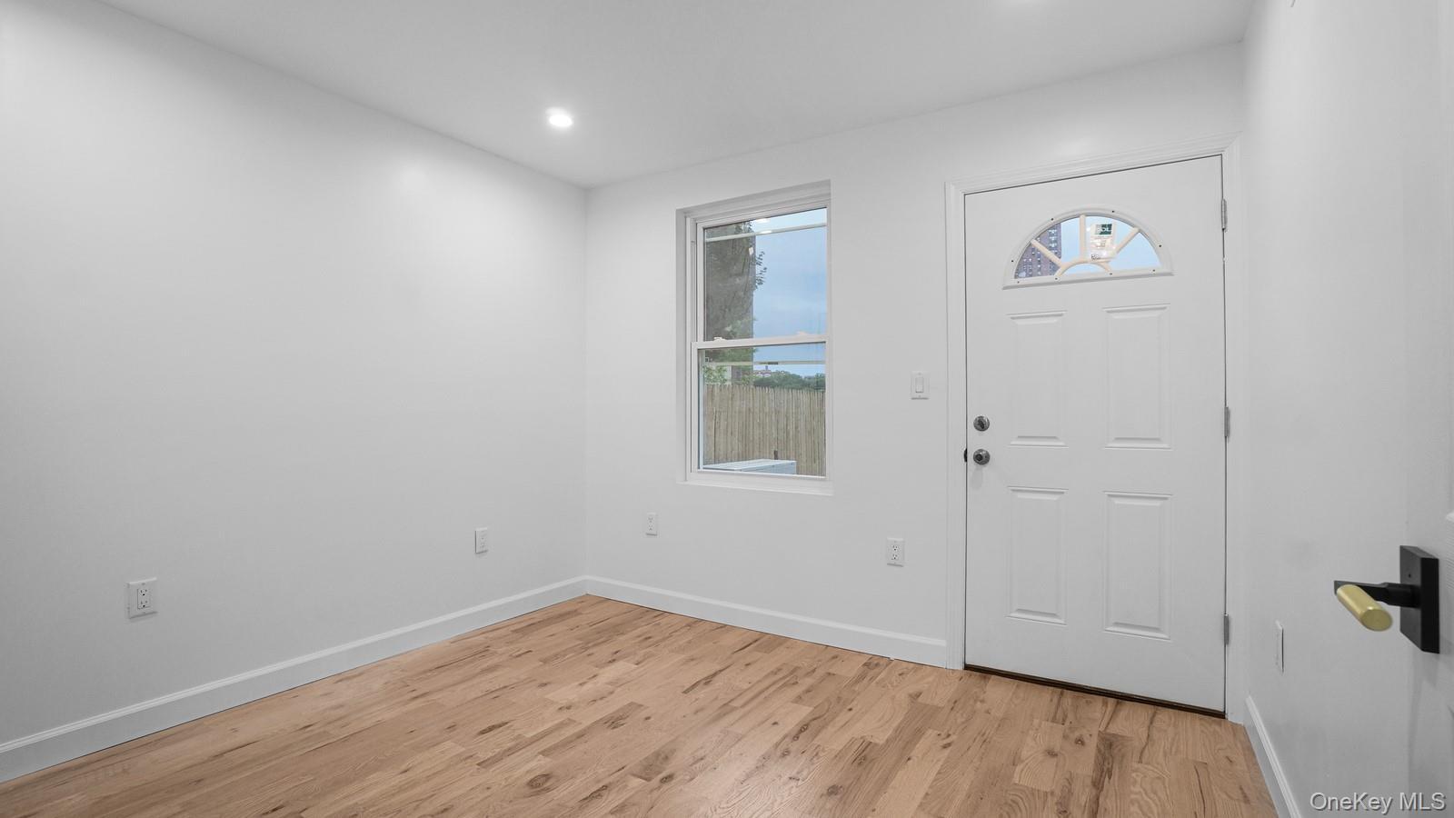 Single Family Popham Avenue Bronx, NY 10453, MLS-1023369-8
