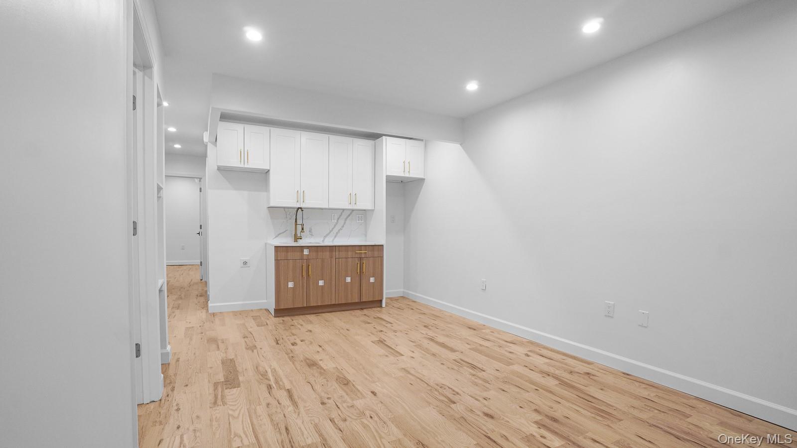 Single Family Popham Avenue Bronx, NY 10453, MLS-1023369-9