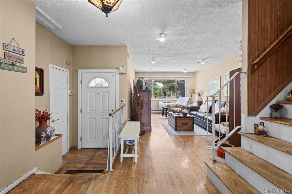 Single Family Ampere Avenue  Bronx, NY 10465, MLS-1023372-14