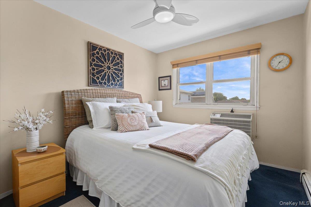 Single Family Ampere Avenue  Bronx, NY 10465, MLS-1023372-15