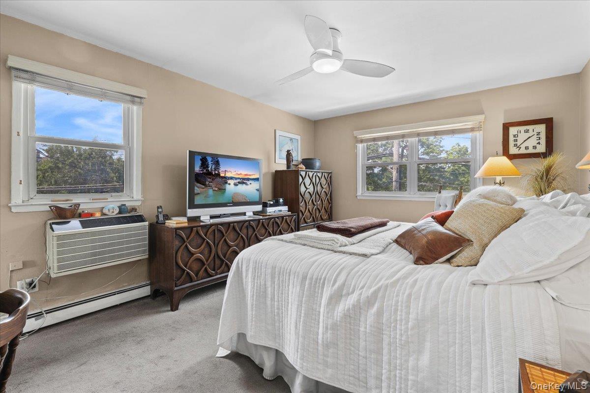 Single Family Ampere Avenue  Bronx, NY 10465, MLS-1023372-17