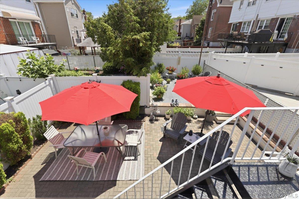 Single Family Ampere Avenue  Bronx, NY 10465, MLS-1023372-24