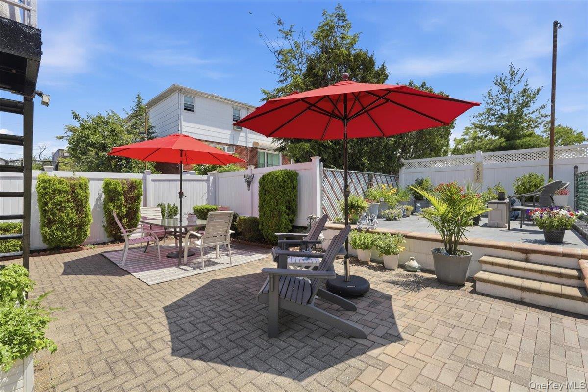 Single Family Ampere Avenue  Bronx, NY 10465, MLS-1023372-26