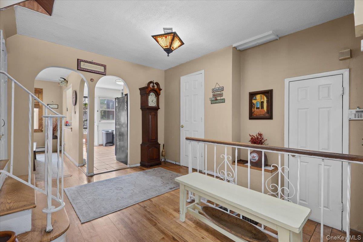 Single Family Ampere Avenue  Bronx, NY 10465, MLS-1023372-7