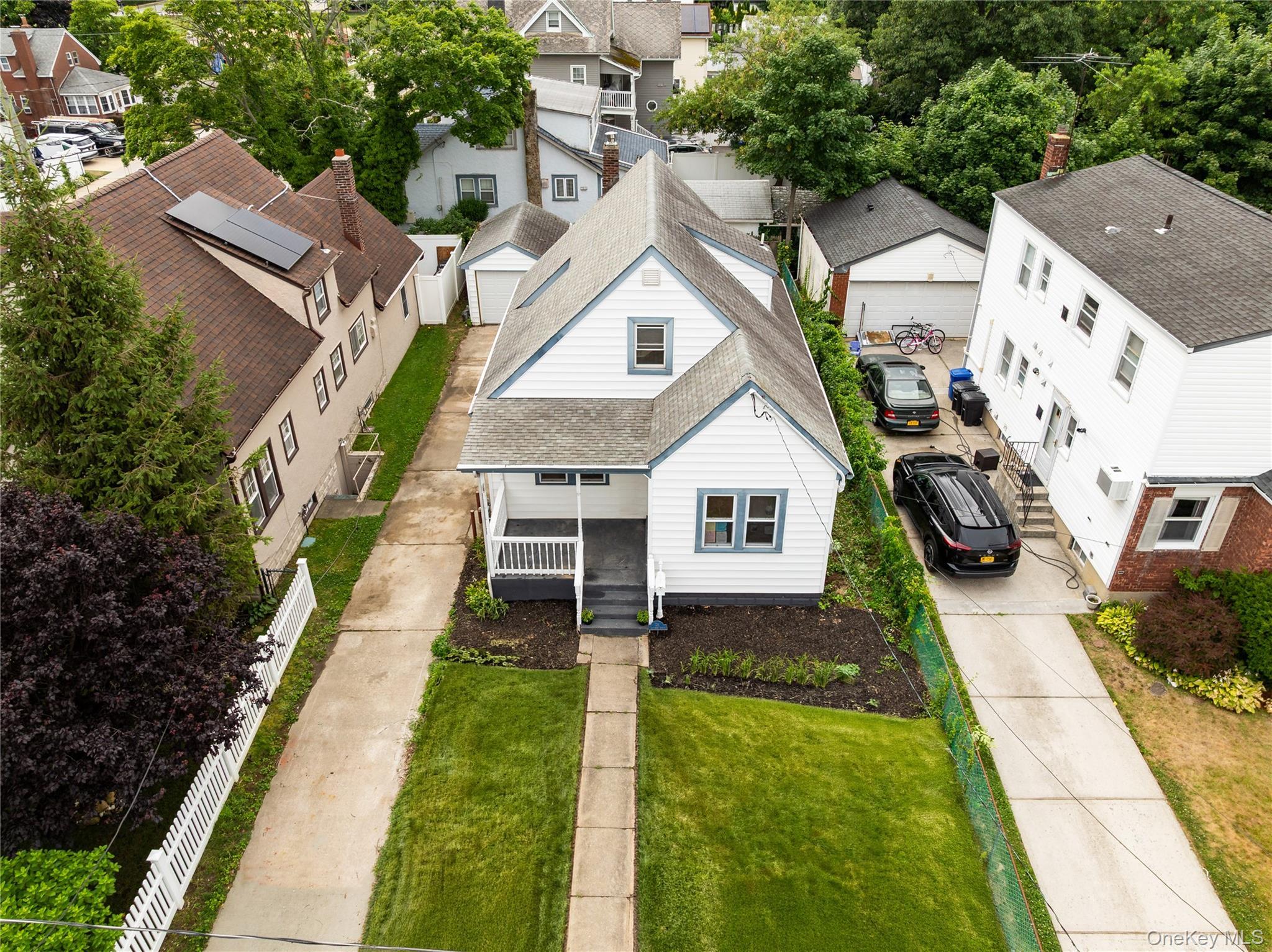Single Family Cammerer Avenue Nassau County, NY 11518, MLS-1023374-14