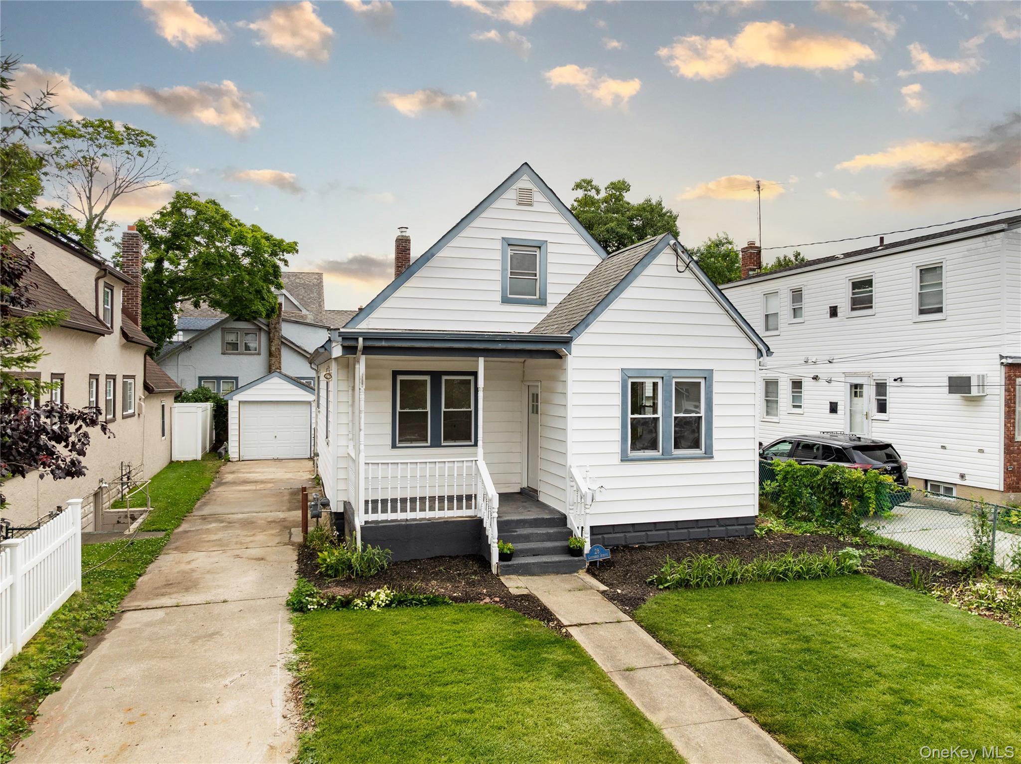 Single Family Cammerer Avenue Nassau County, NY 11518, MLS-1023374-16