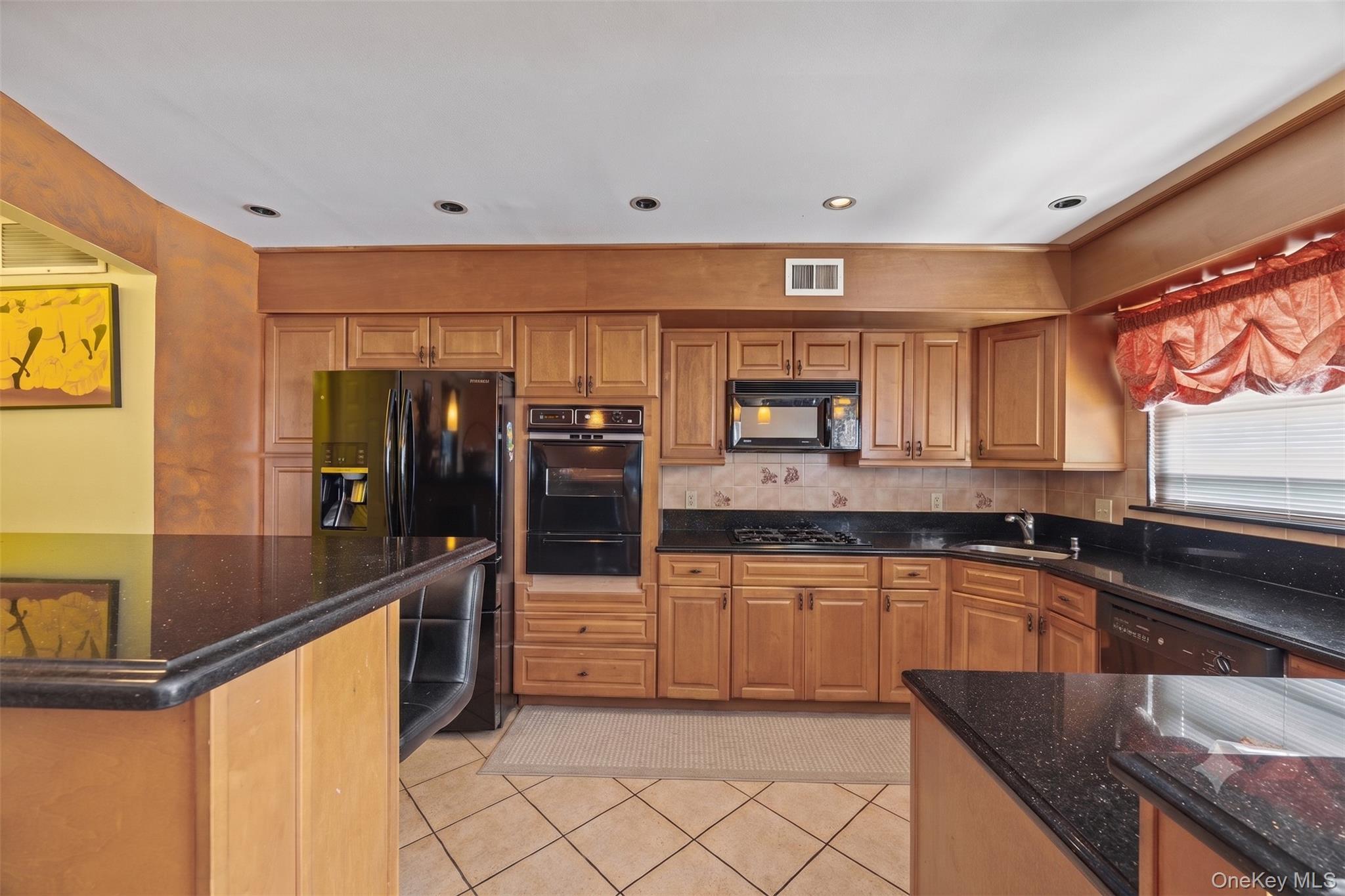 Single Family Ralph Avenue  Brooklyn, NY 11234, MLS-1023381-7