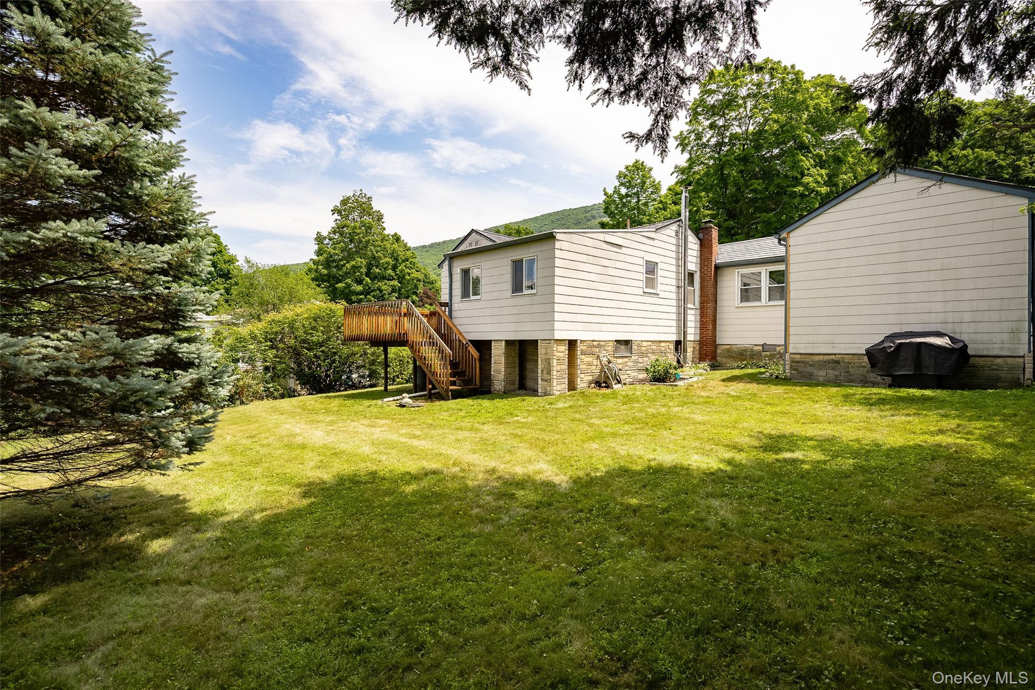 Single Family Willow Road Dutchess County, NY 12508, MLS-1023388-18