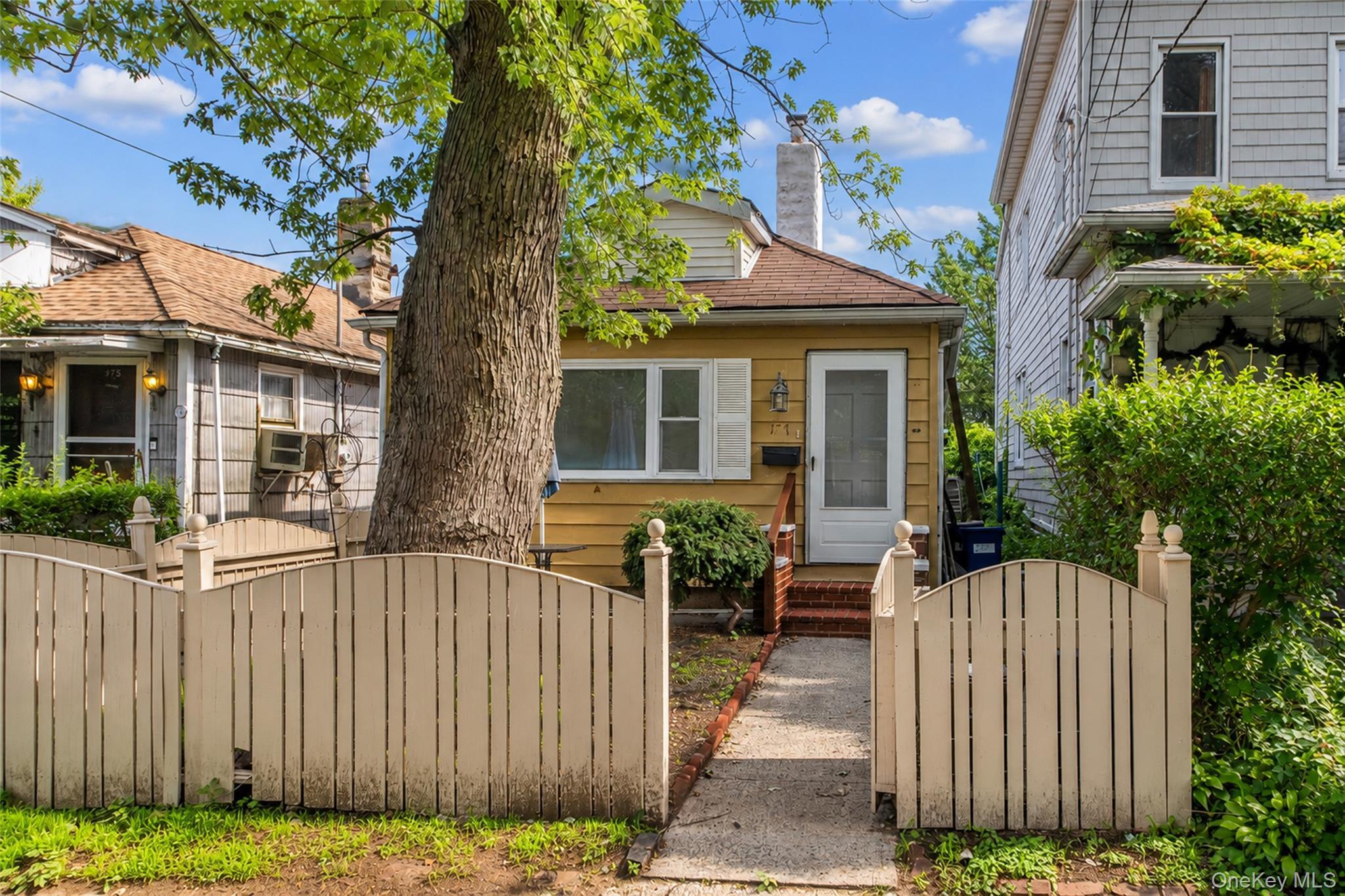 Single Family Terrace Street Bronx, NY 10464, MLS-1023397-16