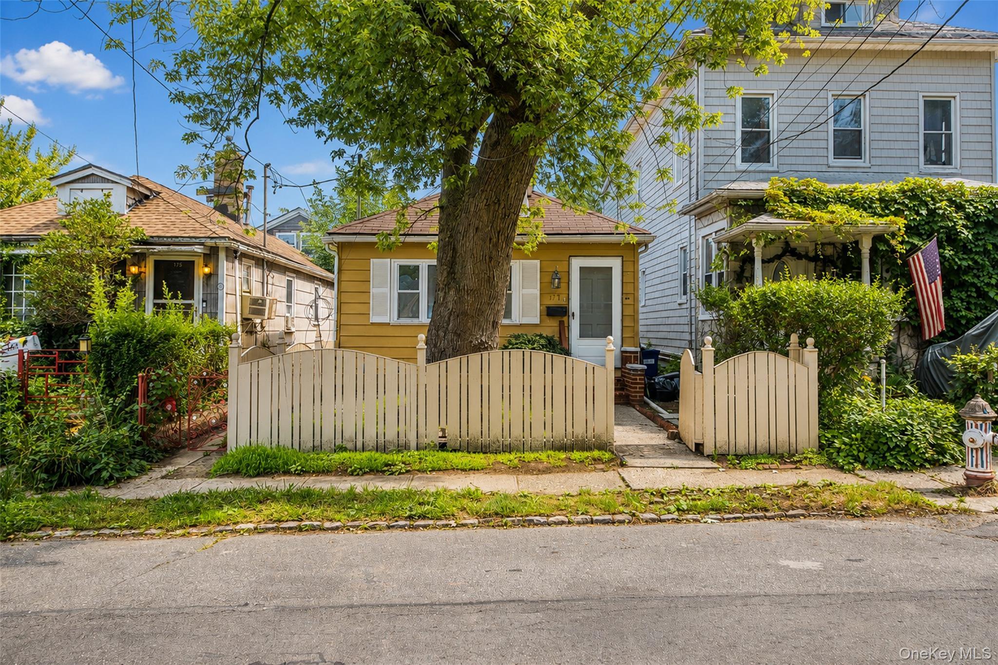 Single Family Terrace Street Bronx, NY 10464, MLS-1023397-17