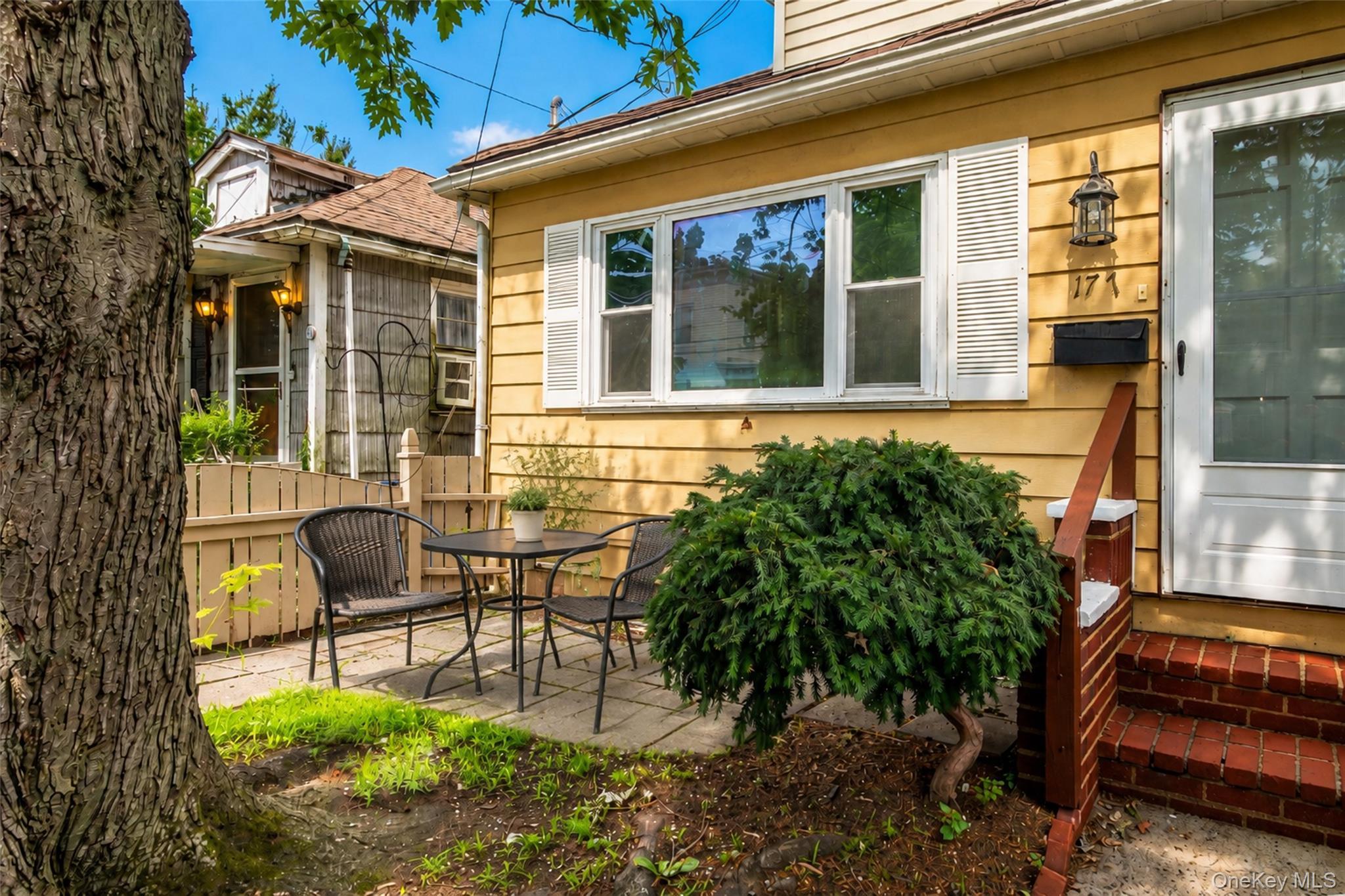 Single Family Terrace Street Bronx, NY 10464, MLS-1023397-18