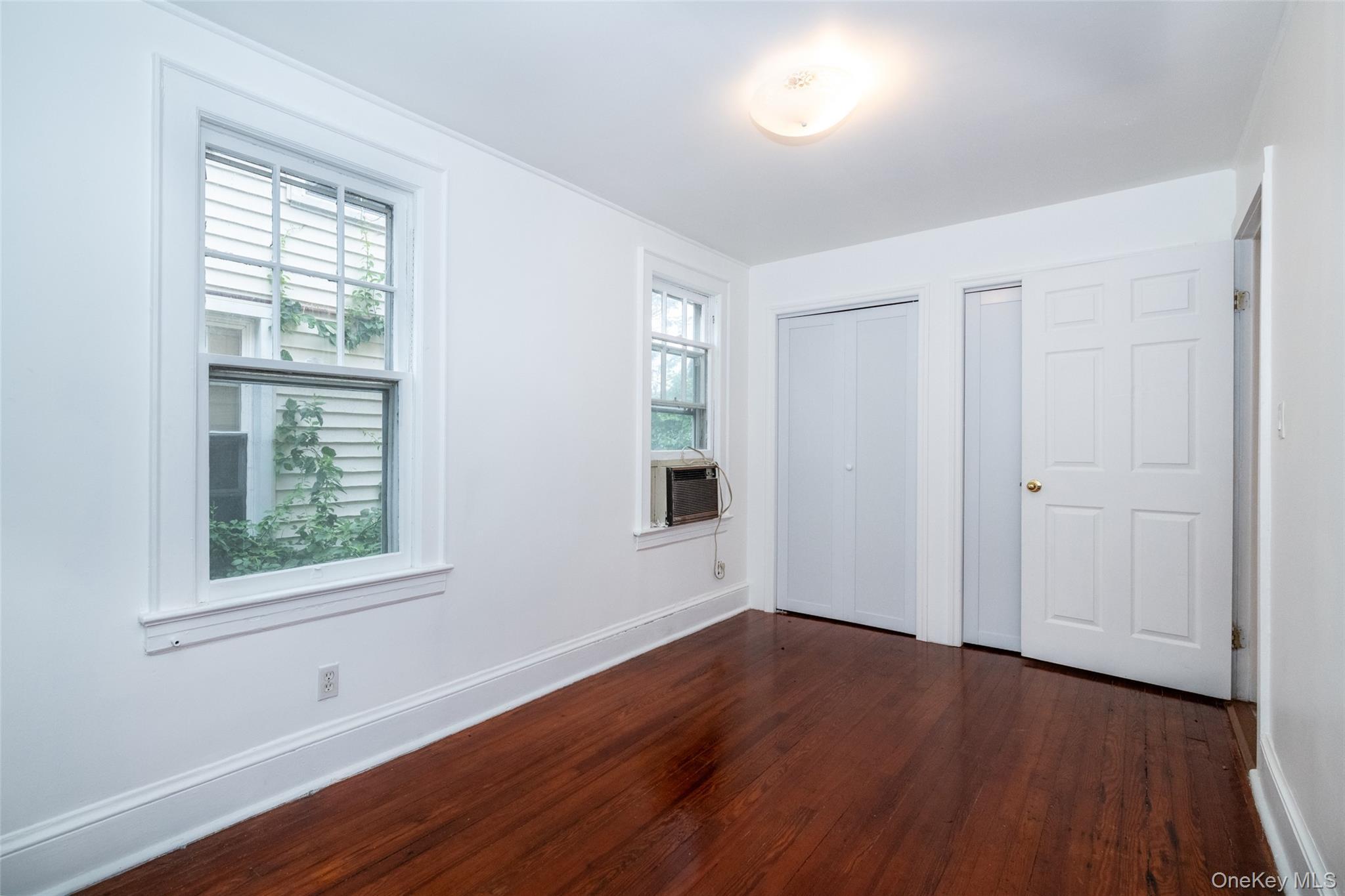 Single Family Terrace Street Bronx, NY 10464, MLS-1023397-24