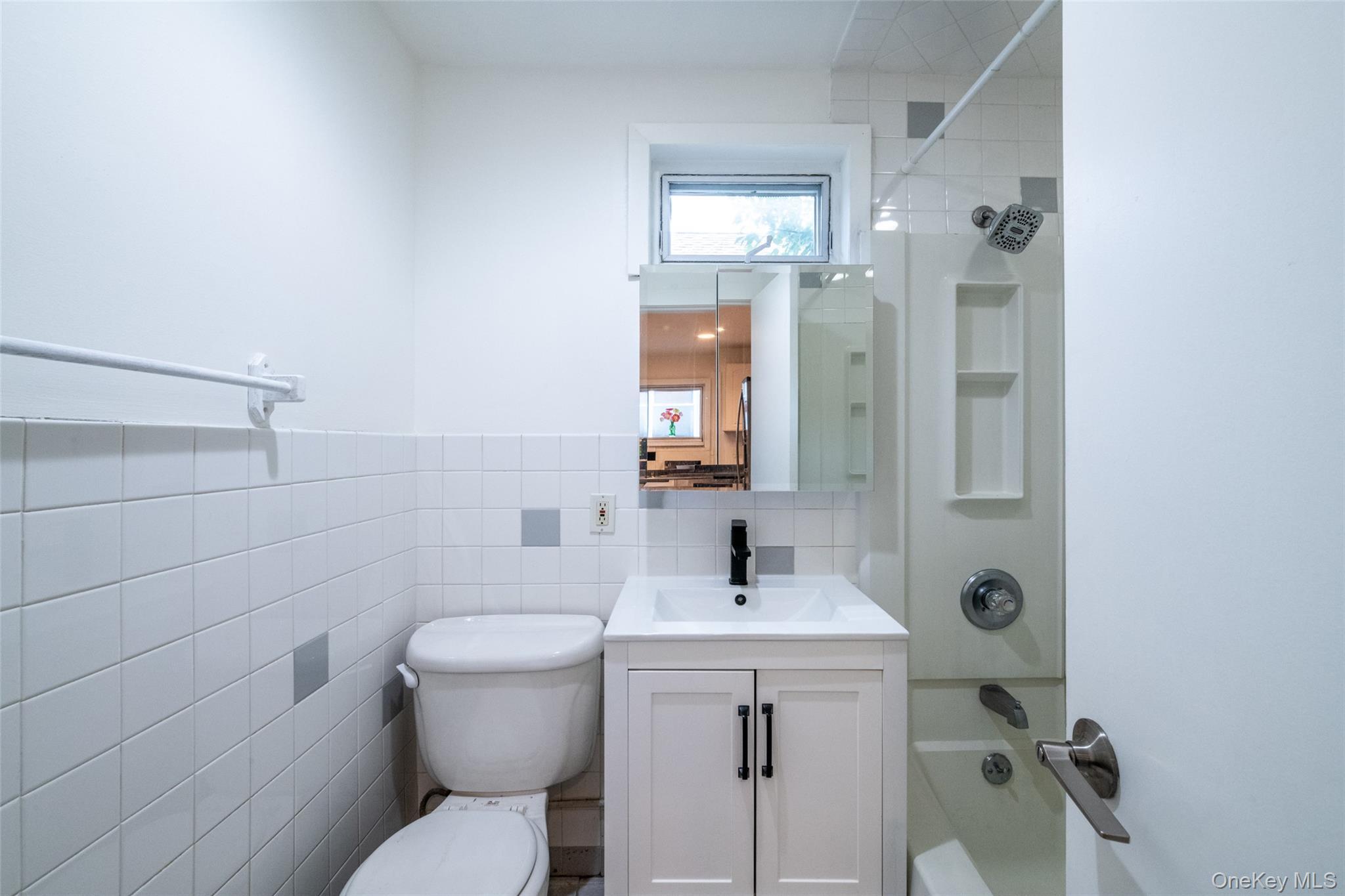 Single Family Terrace Street Bronx, NY 10464, MLS-1023397-26