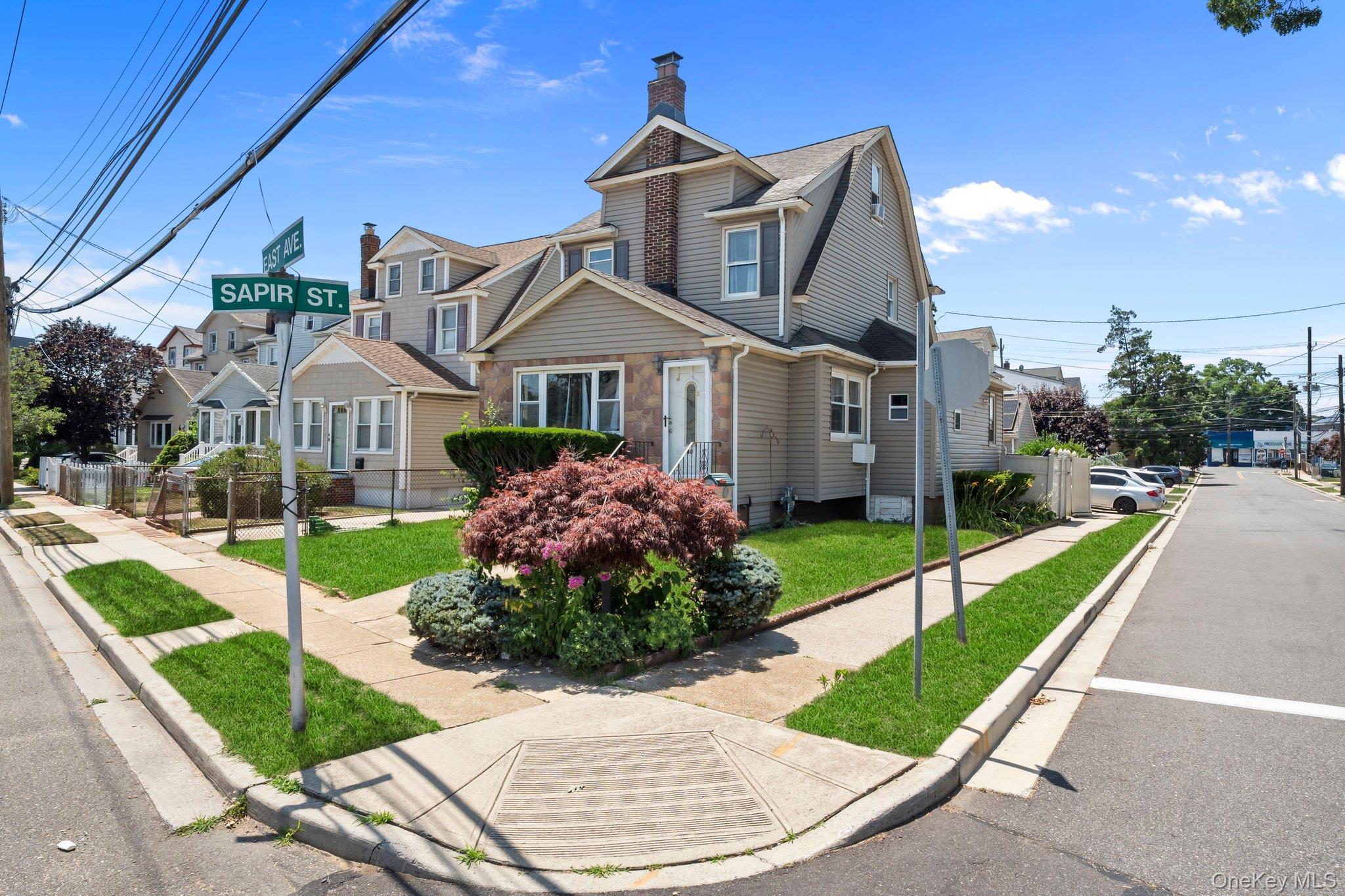 Single Family East Avenue Nassau County, NY 11580, MLS-1023461-2