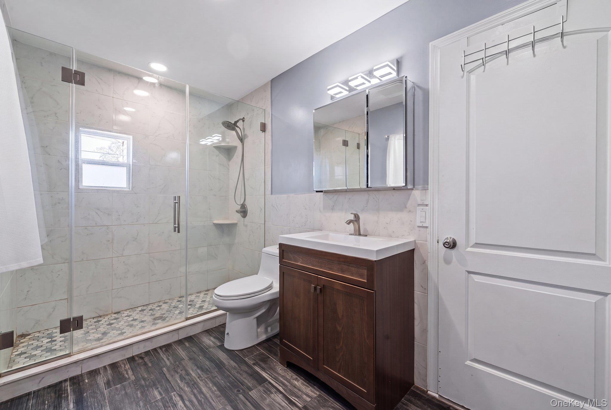 Single Family East Avenue Nassau County, NY 11580, MLS-1023461-7