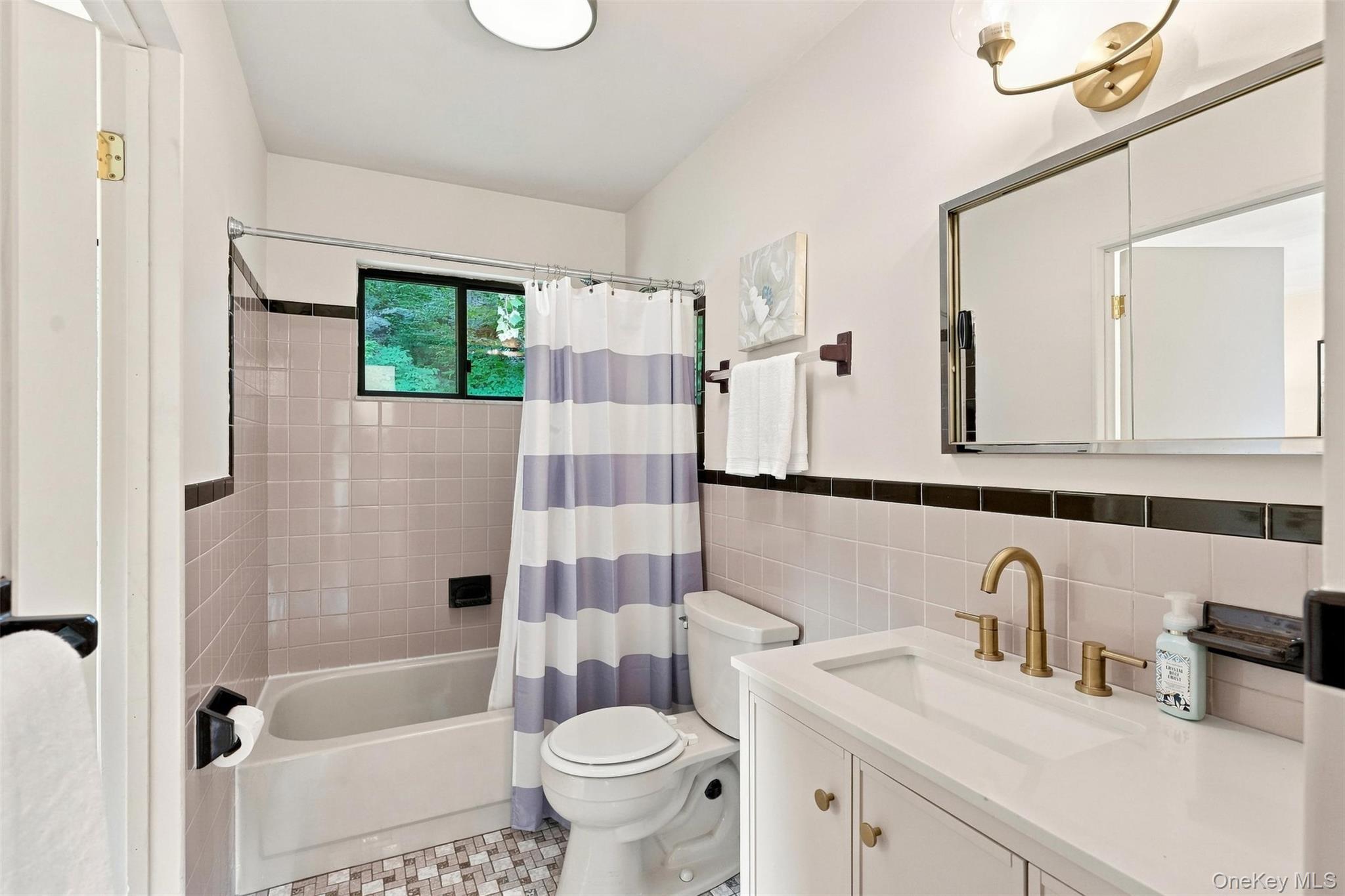 Single Family Sutton Park Road Dutchess County, NY 12603, MLS-1023468-24