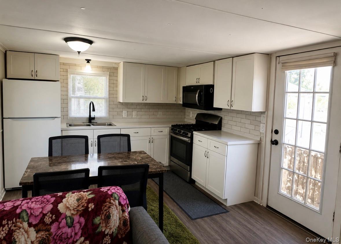 Single Family Main St. Unit 57  Suffolk County, NY 11751, MLS-1023475-4