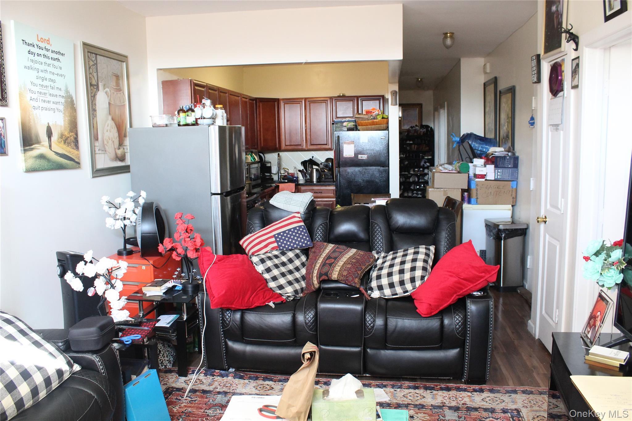Single Family Barnes Avenue  Bronx, NY 10467, MLS-1023477-8