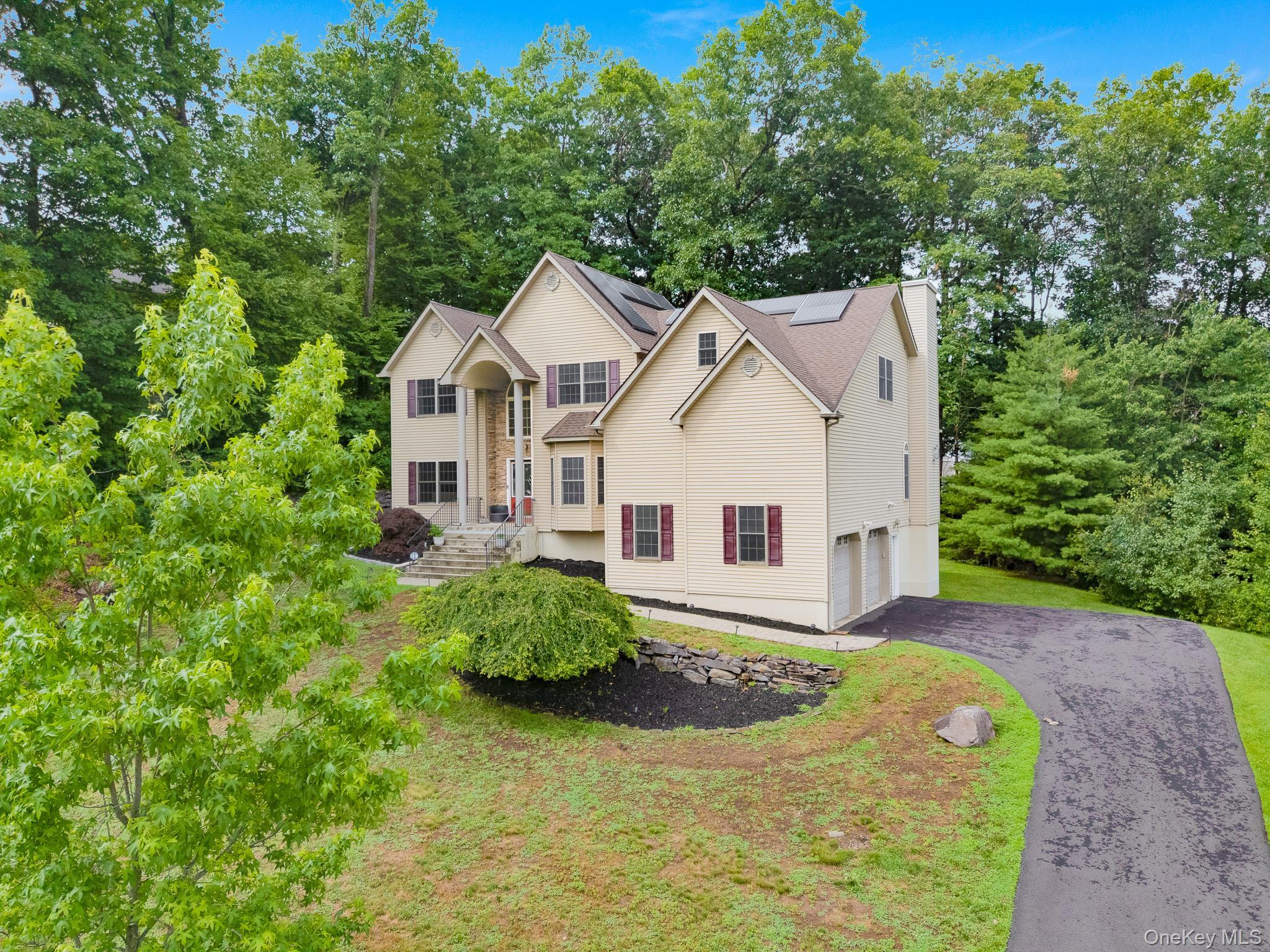 Single Family Sherwood Court  Orange County, NY 10930, MLS-1023481-2