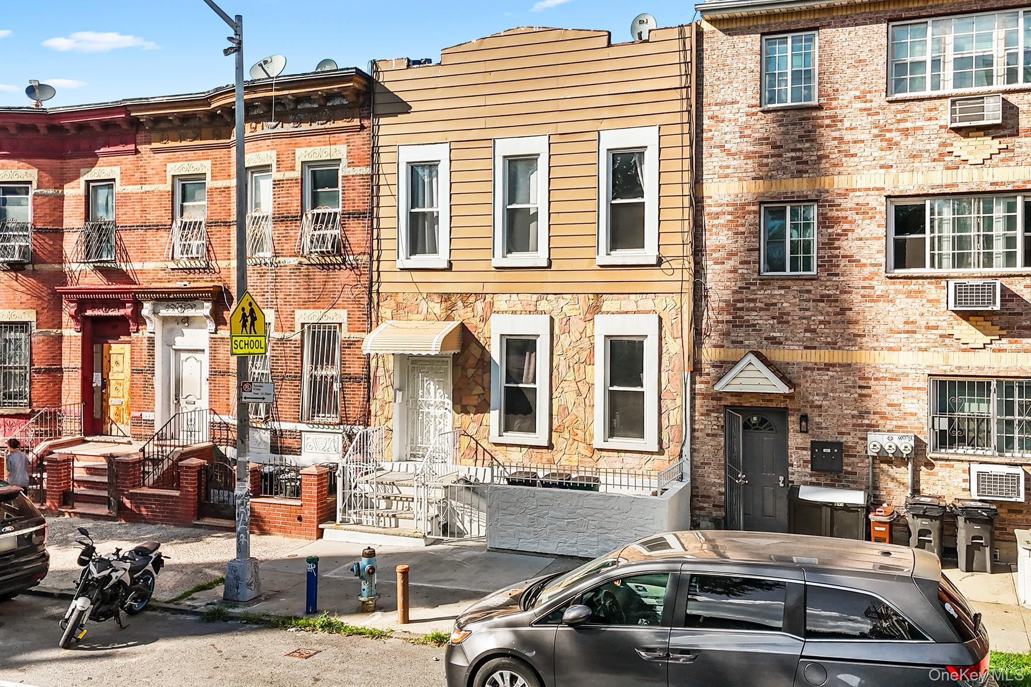 Single Family Knickerbocker Avenue  Brooklyn, NY 11221, MLS-1023510-2