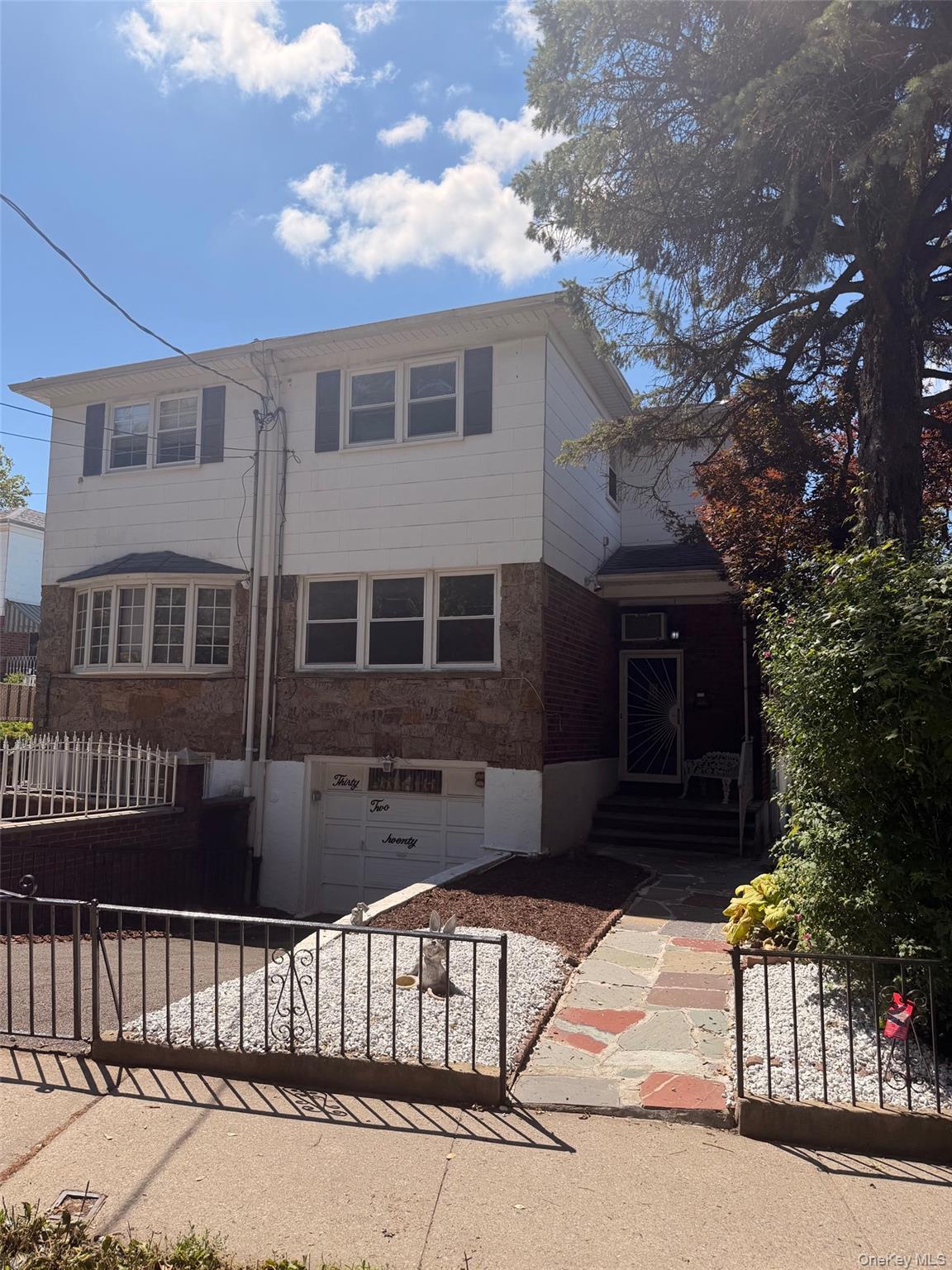 Single Family Watt Avenue Bronx, NY 10465, MLS-1023519-2