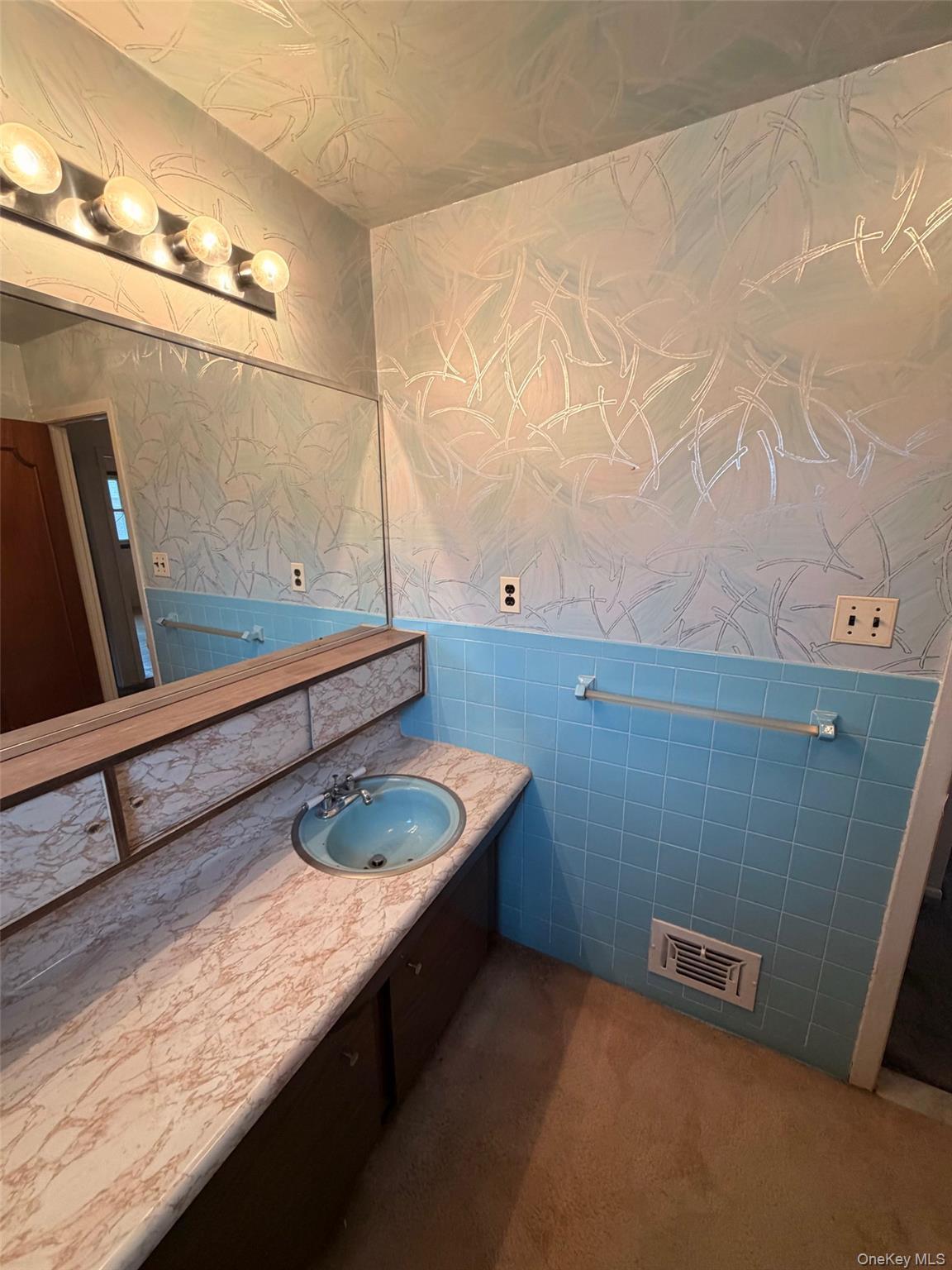 Single Family Watt Avenue Bronx, NY 10465, MLS-1023519-23