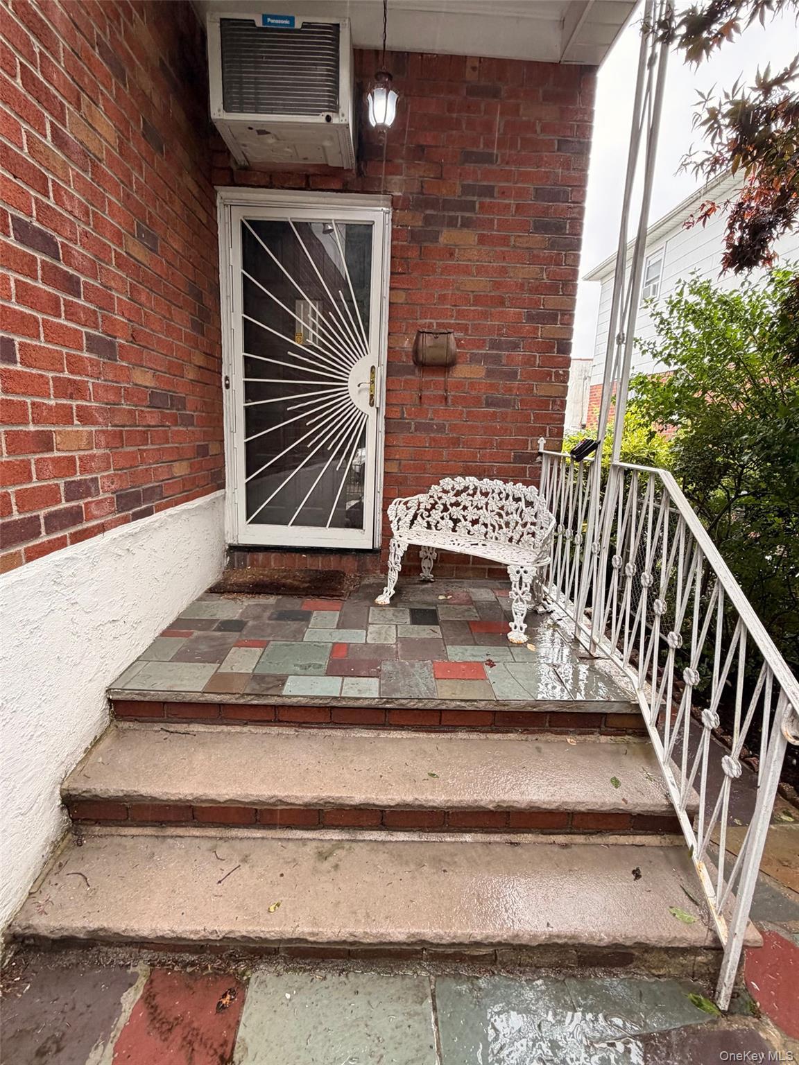 Single Family Watt Avenue Bronx, NY 10465, MLS-1023519-4