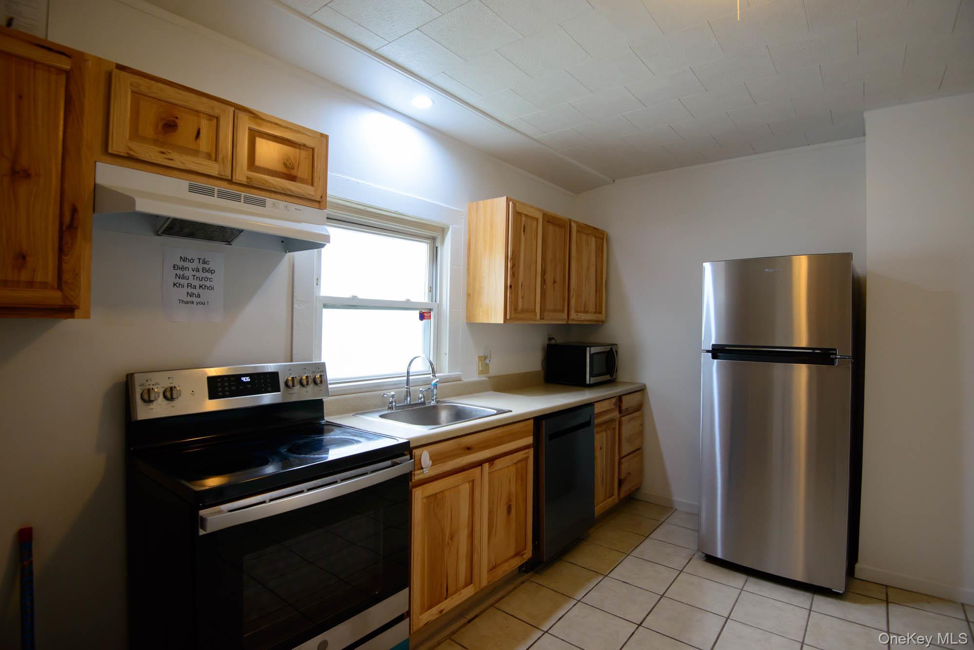 Single Family W Bridge Street Greene County, NY 12414, MLS-1023523-4