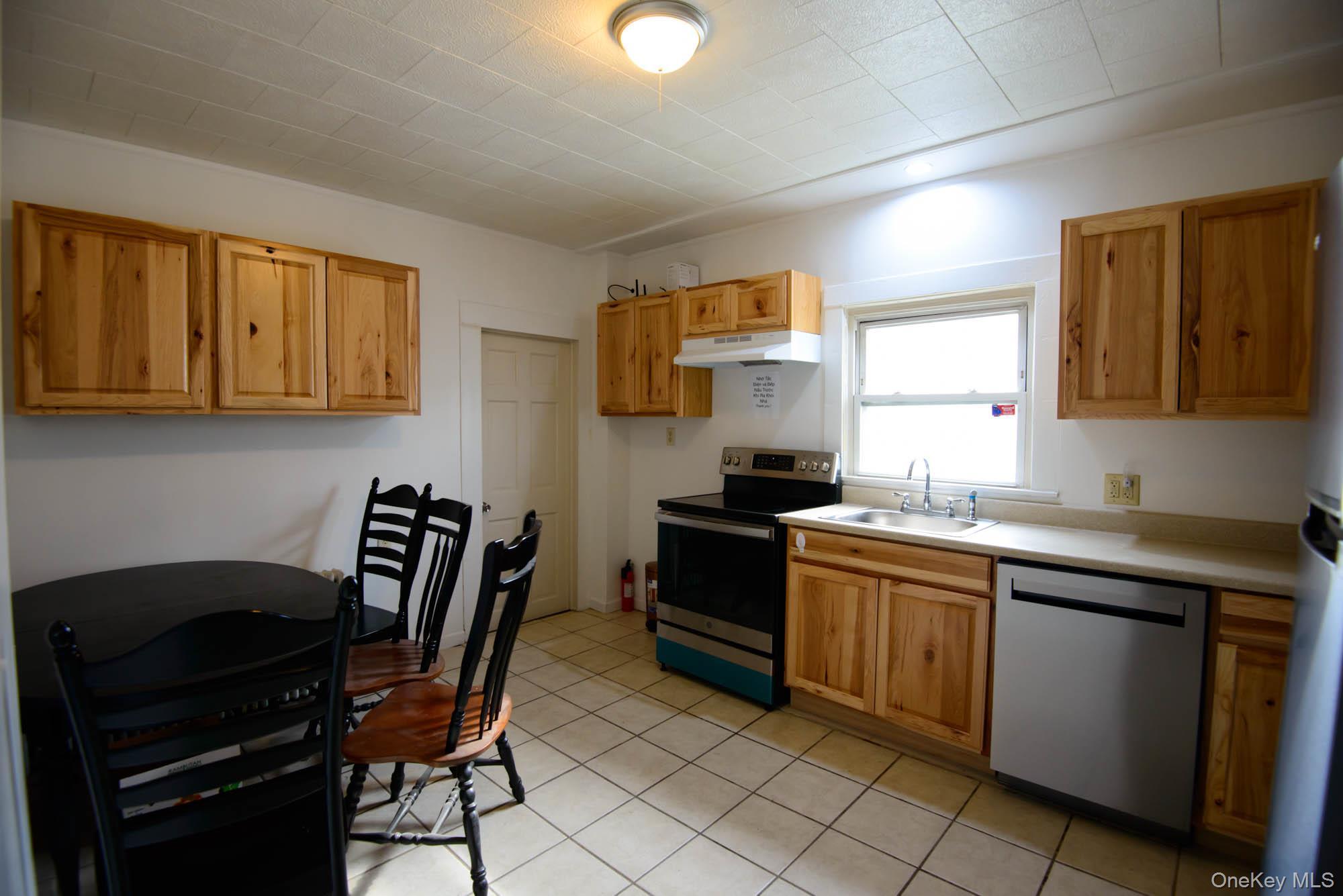 Single Family W Bridge Street Greene County, NY 12414, MLS-1023523-5