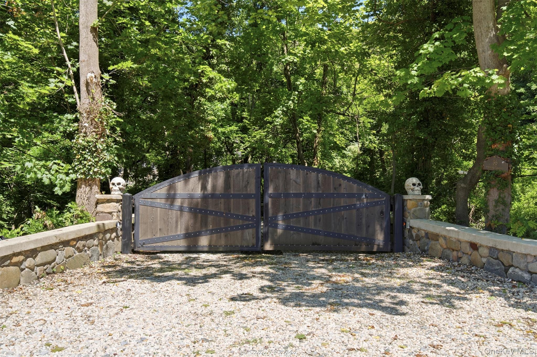 Single Family Spring Street Suffolk County, NY 11724, MLS-1023535-40