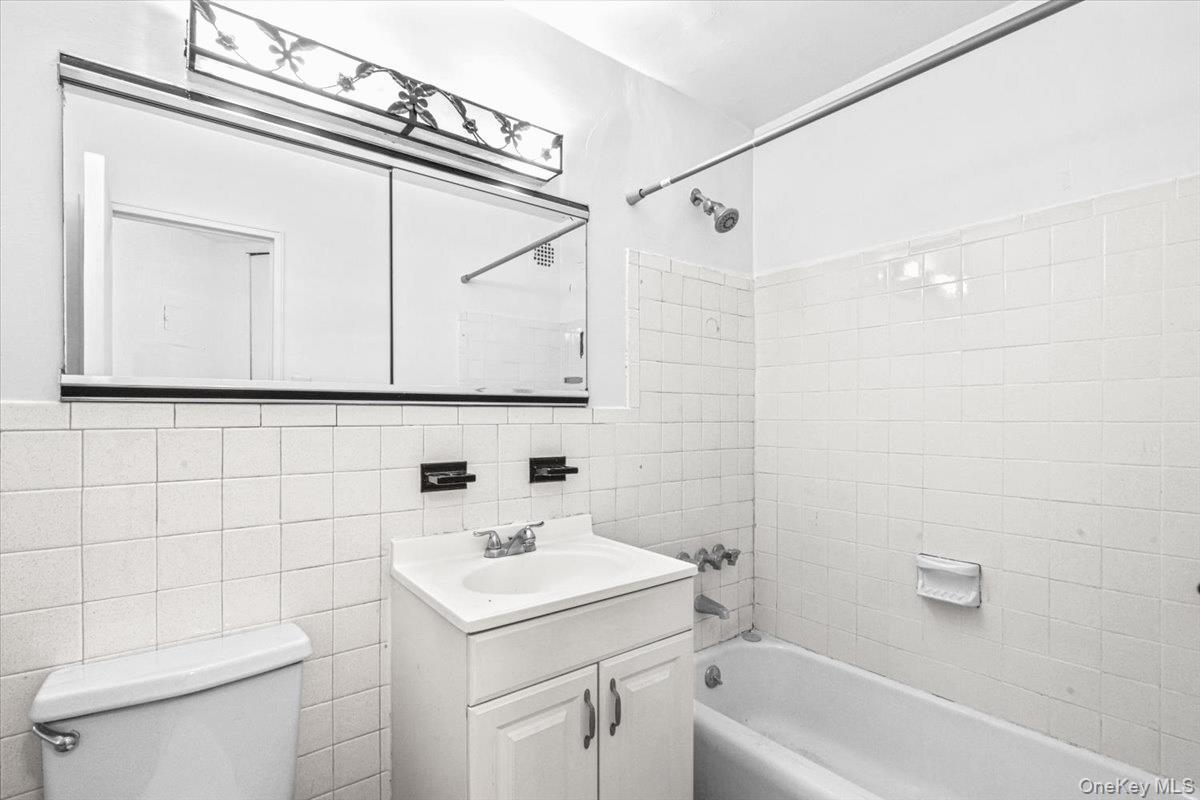 Coop Main Street Queens, NY 11501, MLS-1023577-10