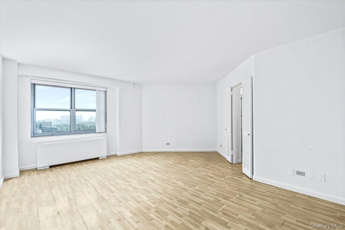 Coop Main Street Queens, NY 11501, MLS-1023577-6