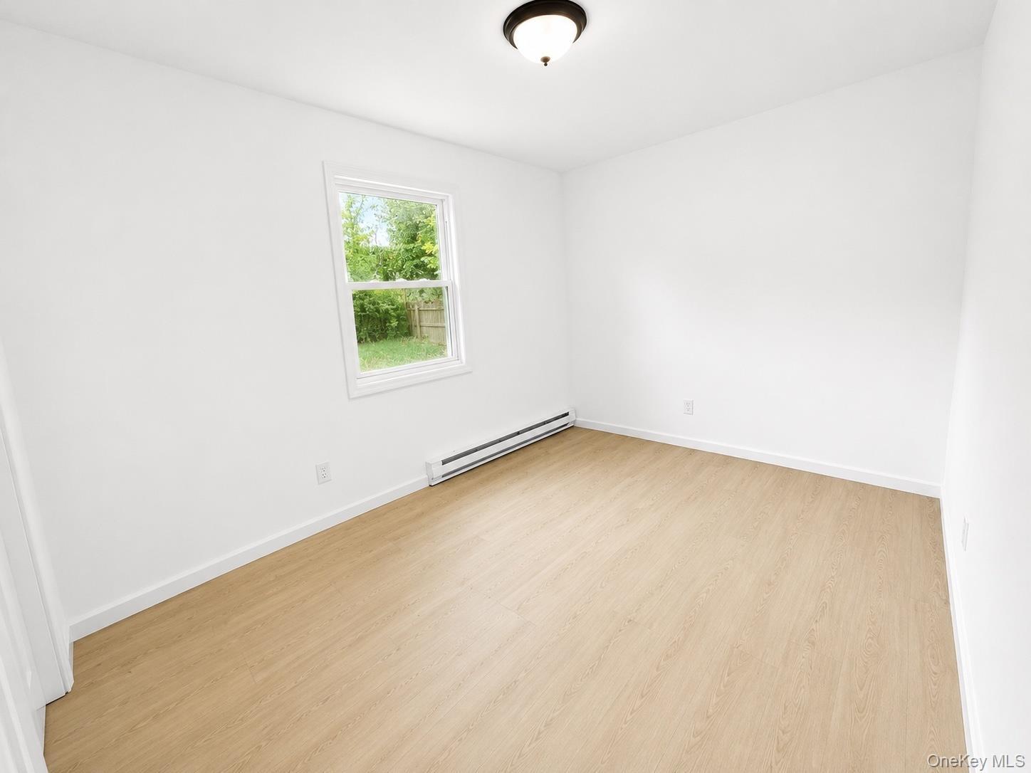 Single Family Meade Avenue Suffolk County, NY 11713, MLS-1023601-10