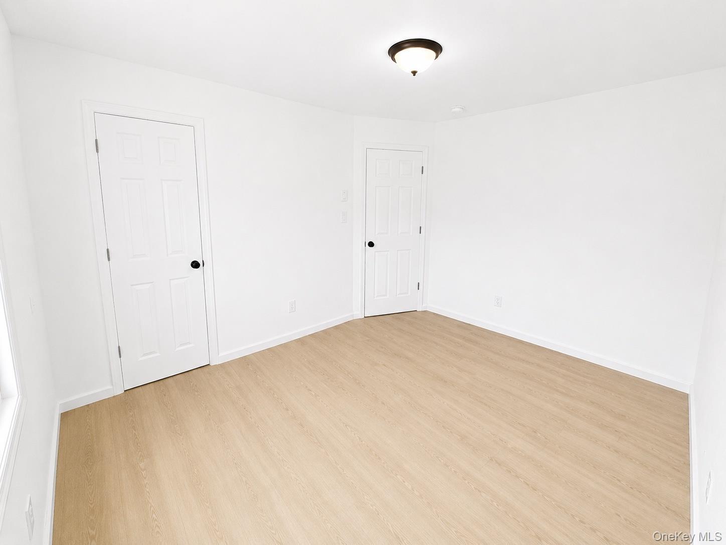 Single Family Meade Avenue Suffolk County, NY 11713, MLS-1023601-9