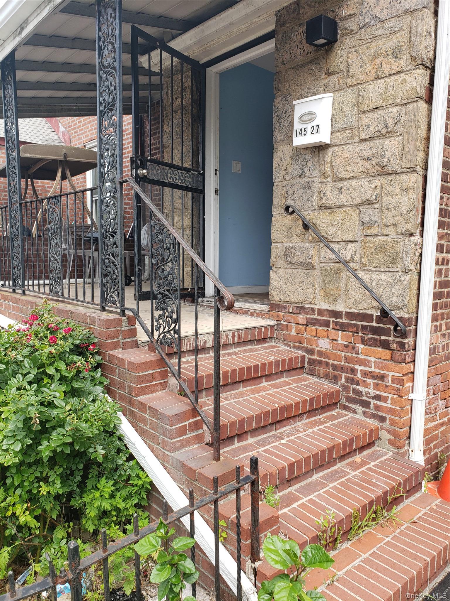 Single Family 158th Street Queens, NY 11434, MLS-1023608-2