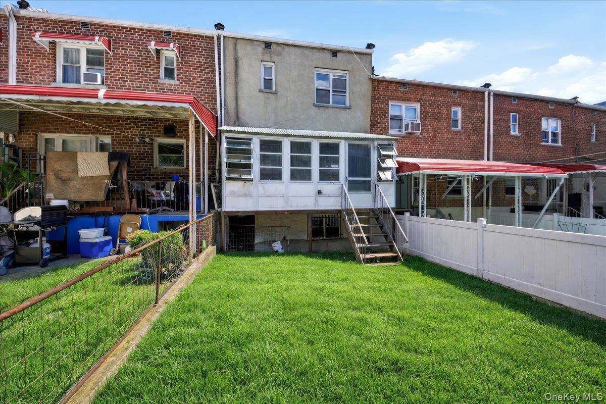 Single Family Gunther Avenue Bronx, NY 10469, MLS-1023633-21