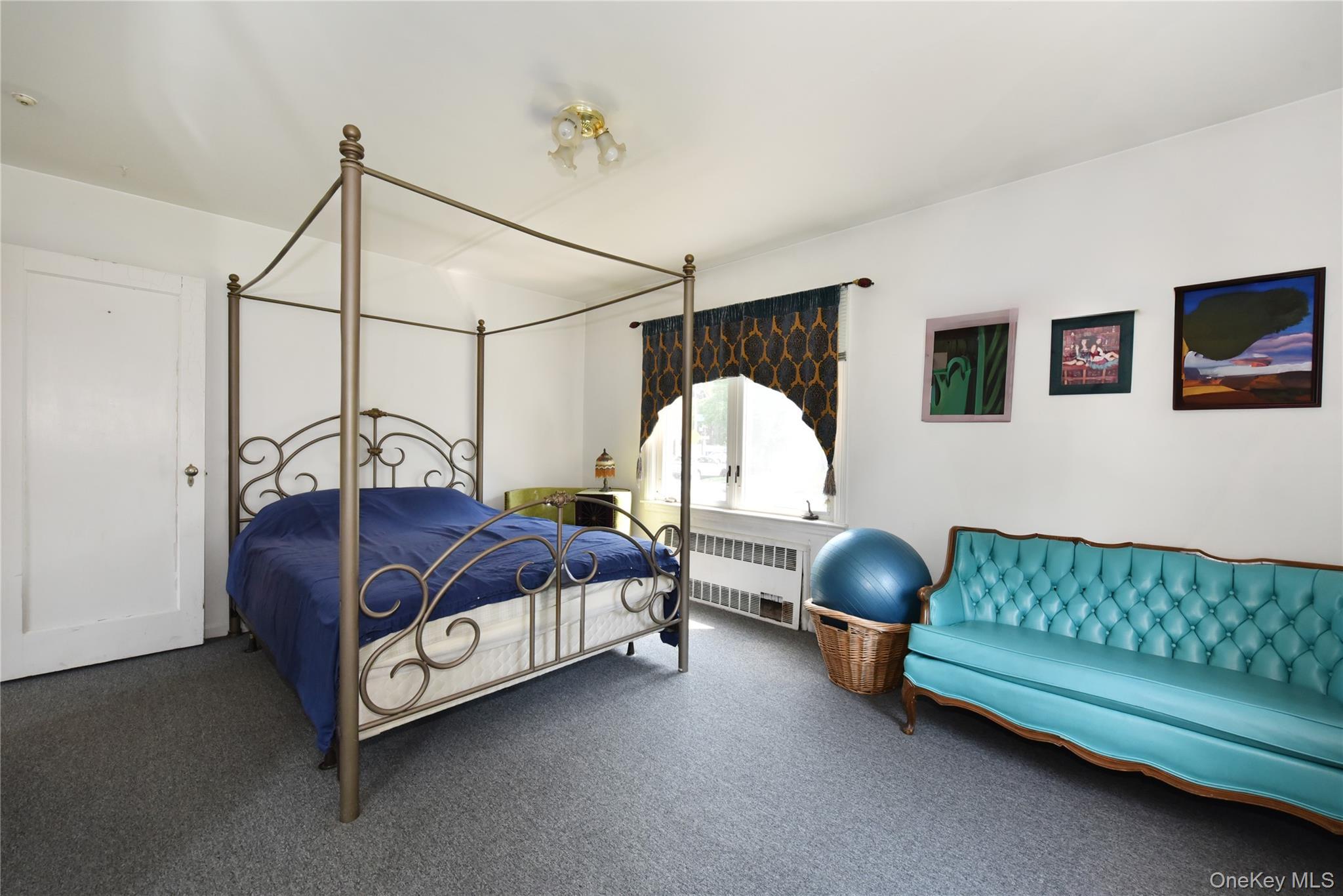 Single Family 69th Avenue Queens, NY 11365, MLS-1023644-17