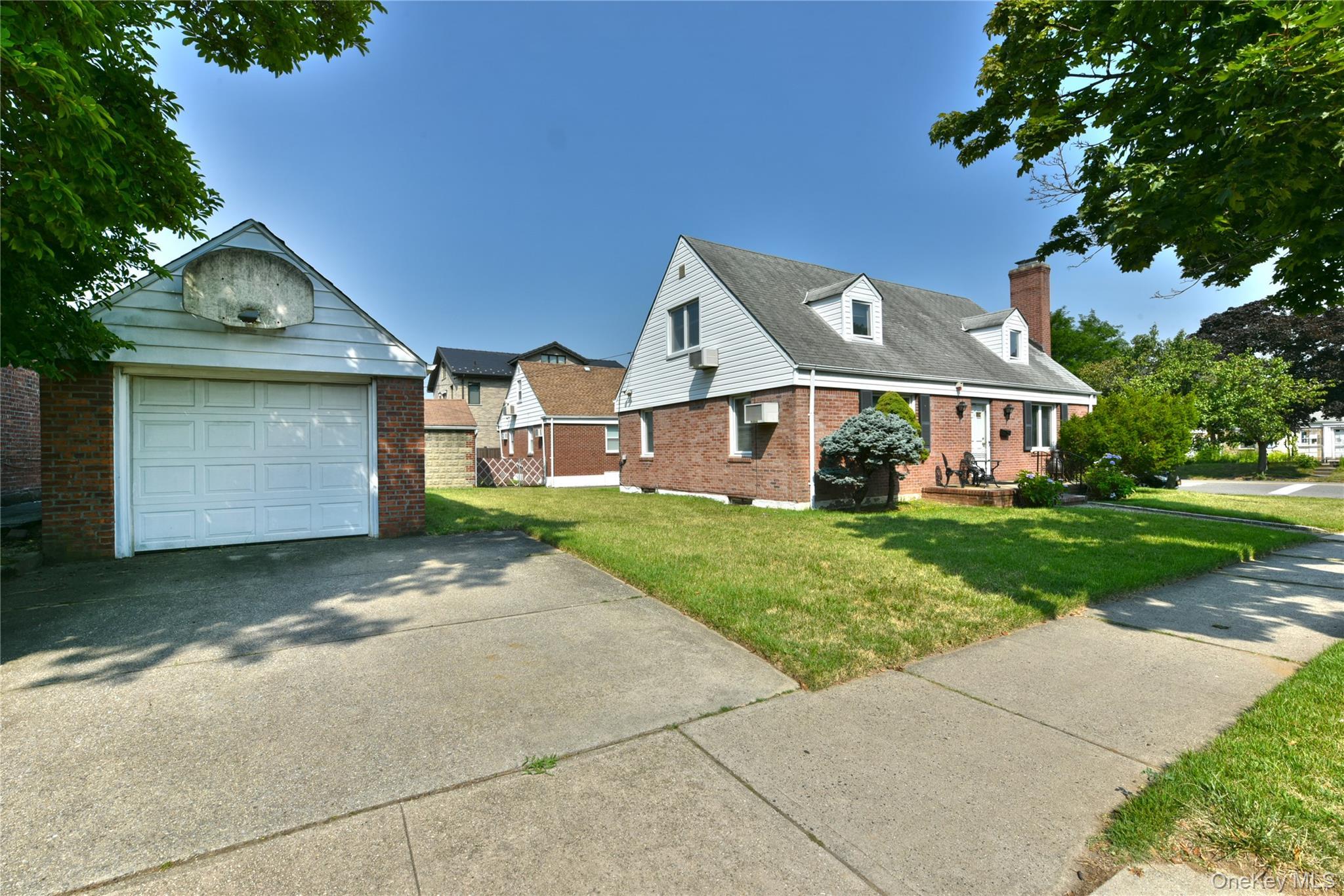 Single Family 69th Avenue Queens, NY 11365, MLS-1023644-2